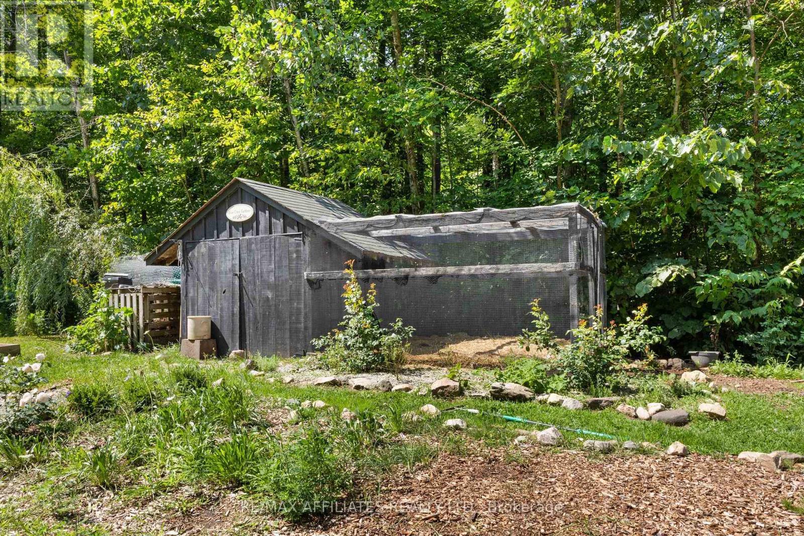 1727 Fallbrook Road, Tay Valley, Ontario  K0G 1A0 - Photo 45 - X12354123