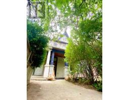 3 - 157 HURON STREET, Toronto, Ontario