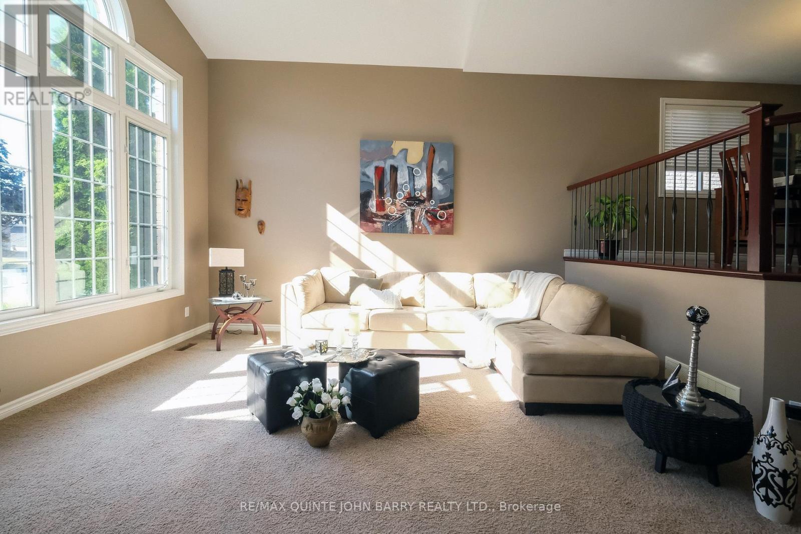 105 Parkview Heights, Quinte West, Ontario  K8V 0A2 - Photo 10 - X12354167