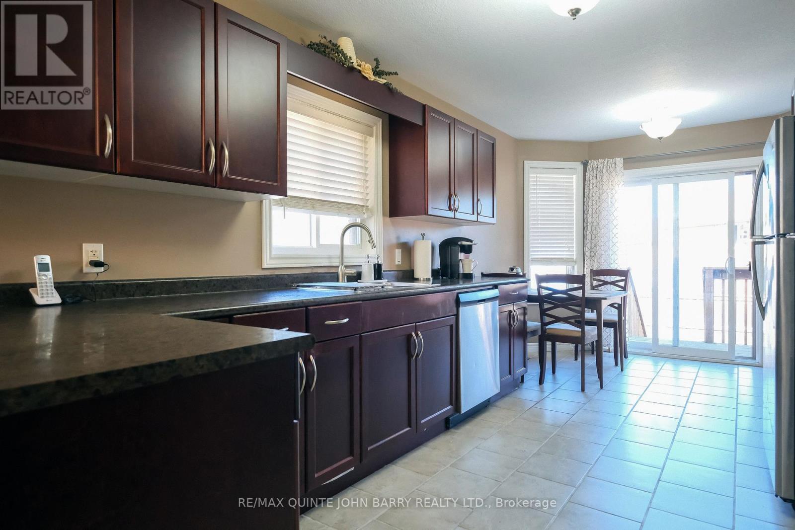 105 Parkview Heights, Quinte West, Ontario  K8V 0A2 - Photo 18 - X12354167