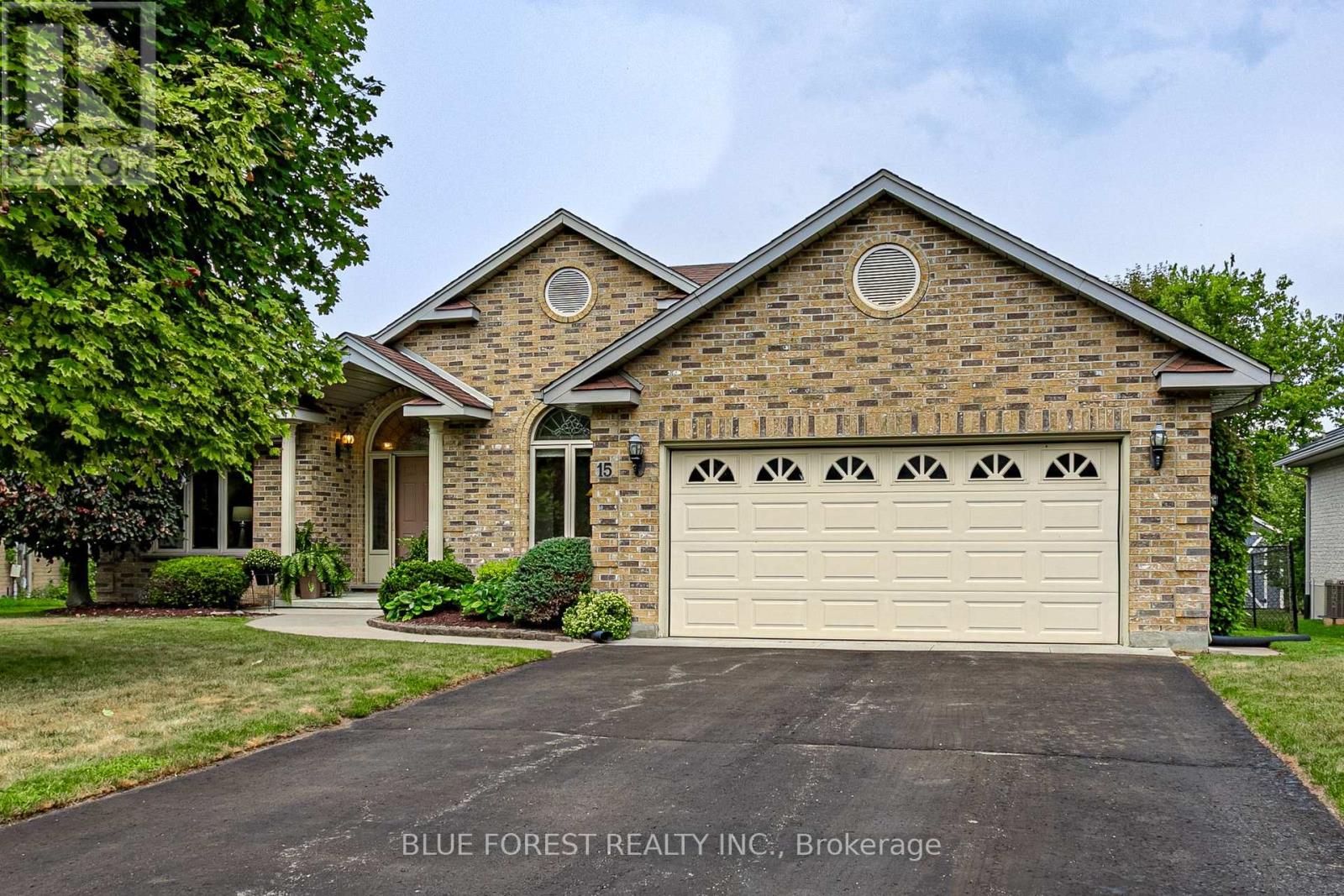 Property at 15 CALVERT PLACE image 1