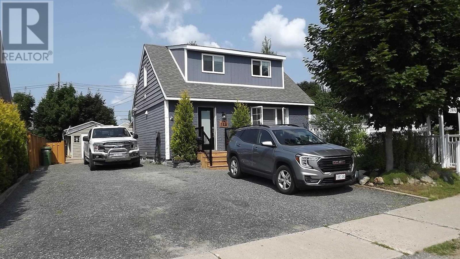 144 Hillside Dr S, Elliot Lake, Ontario  P5A 1N1 - Photo 1 - SM252205