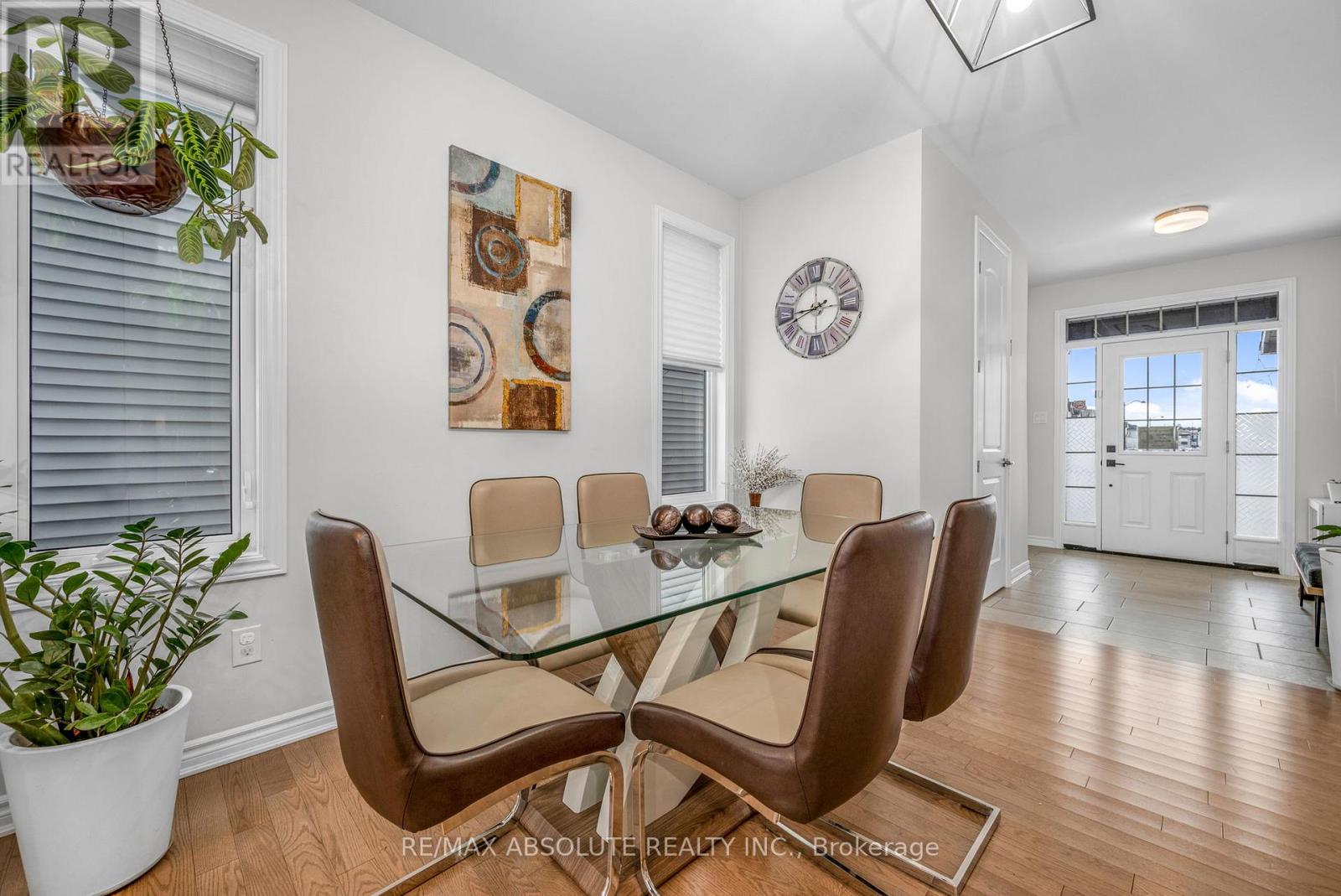 730 Perseus Avenue, Ottawa, Ontario  K2J 6V8 - Photo 4 - X12353551