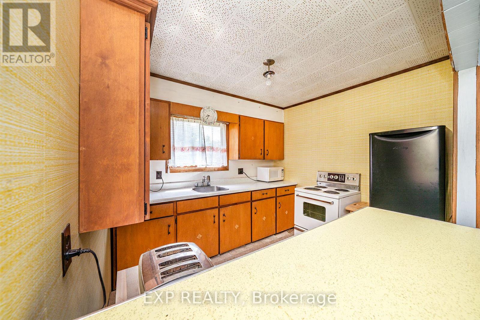 40658 Shore Road, Brock, Ontario  L0K 1A0 - Photo 18 - N12354164