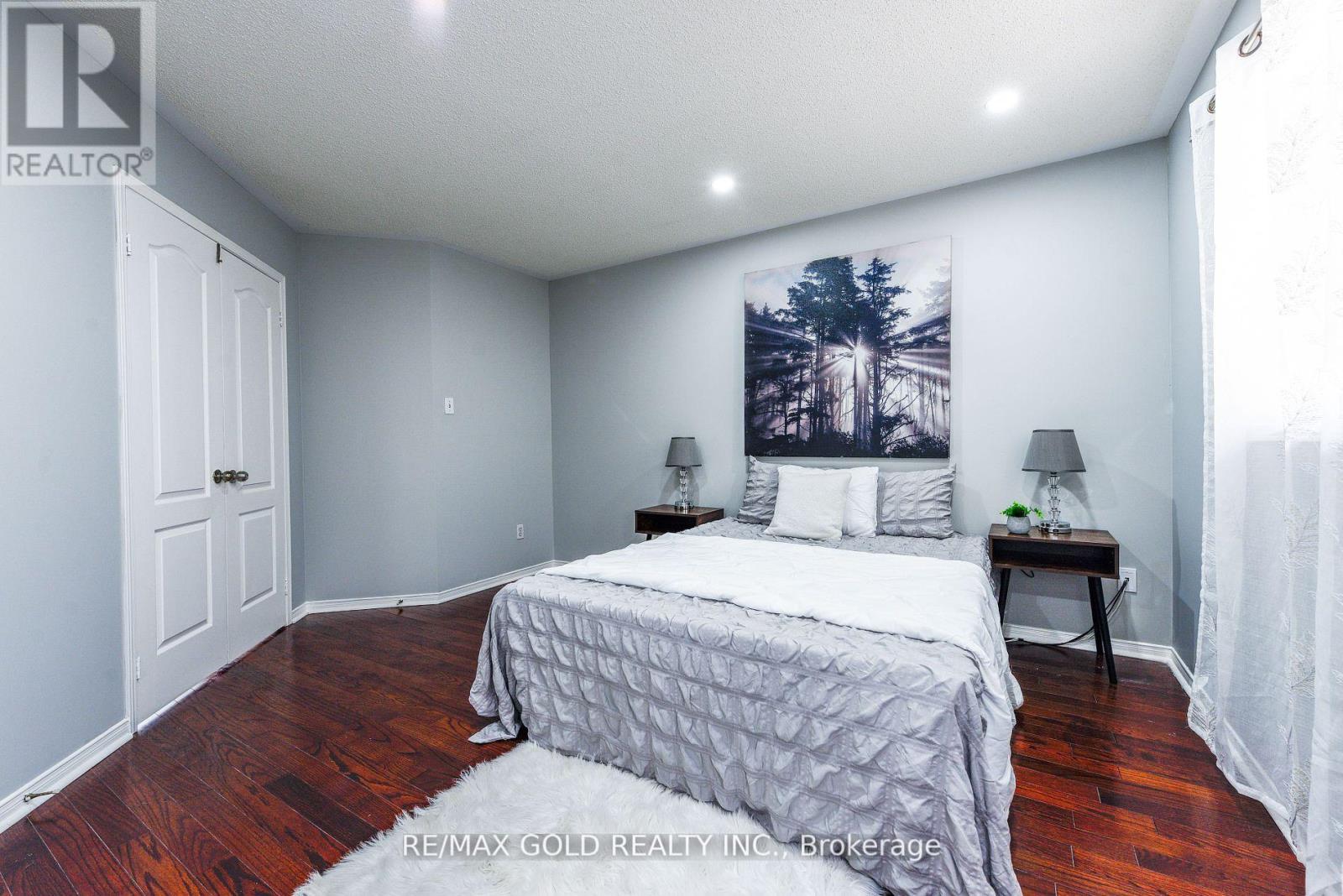 92 Penbridge Circle, Brampton, Ontario  L7A 2R1 - Photo 21 - W12354178