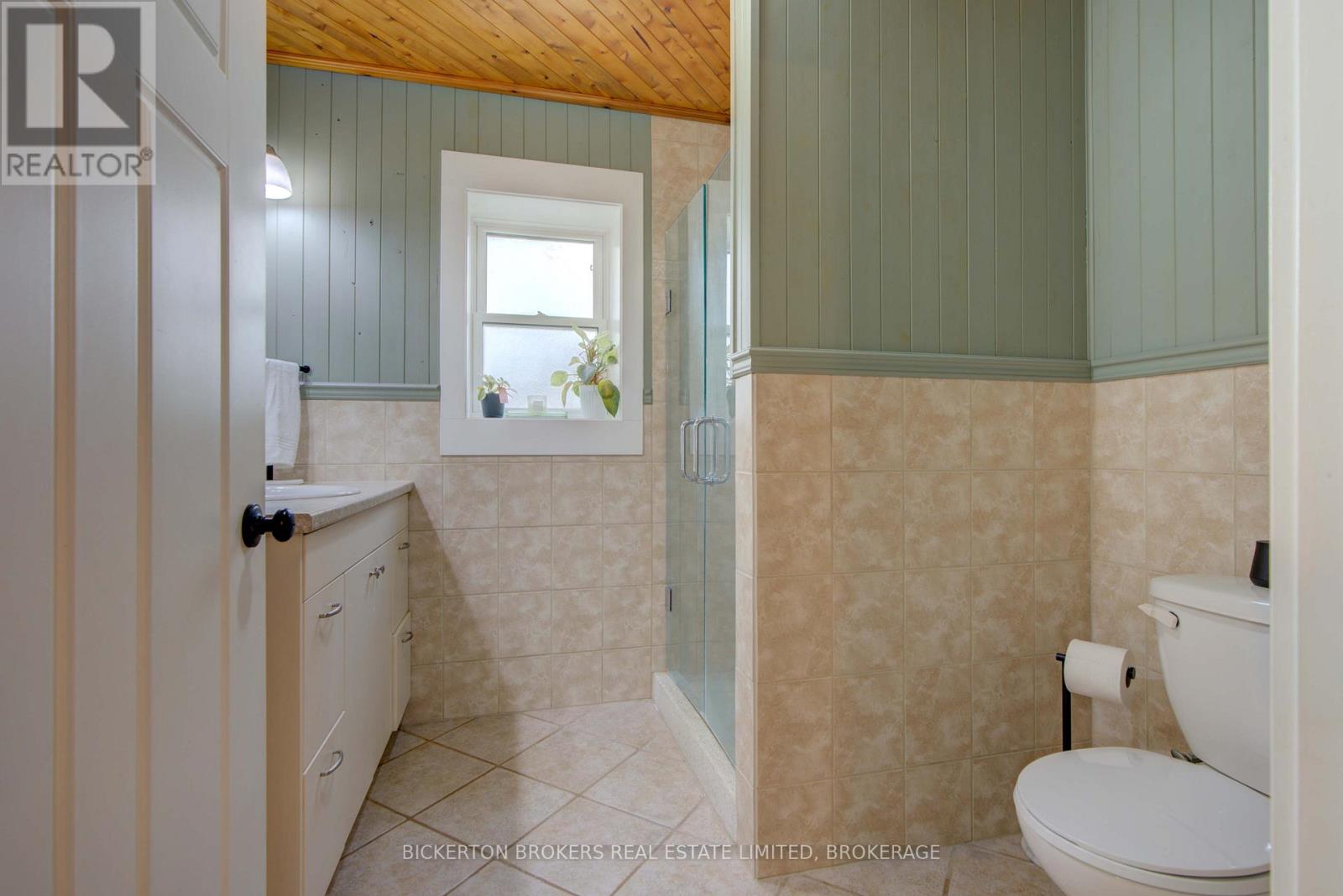 6 Yonge Street, Lansdowne Village, Ontario  K0E 1L0 - Photo 34 - X12354241
