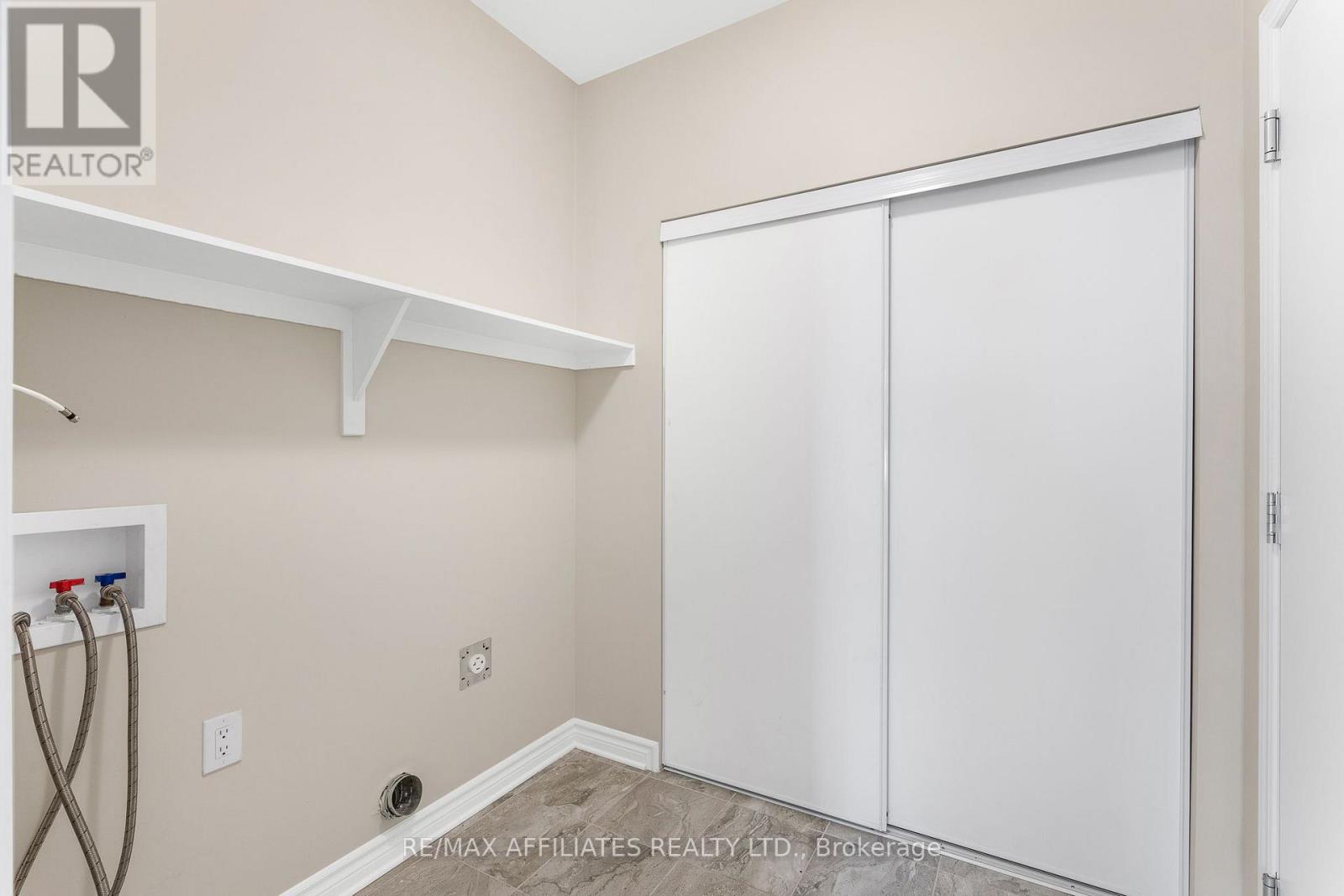 784 Namur Street, Russell, Ontario  K0A 1W0 - Photo 15 - X12354202