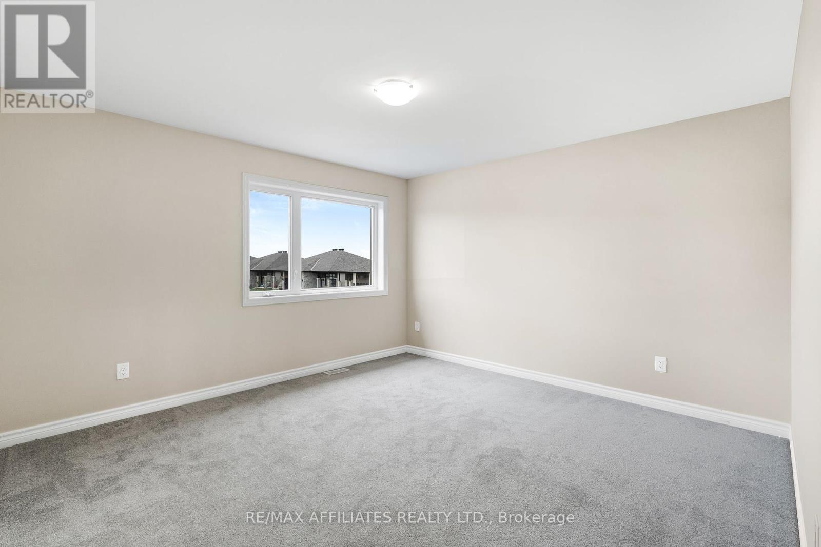 784 Namur Street, Russell, Ontario  K0A 1W0 - Photo 16 - X12354202