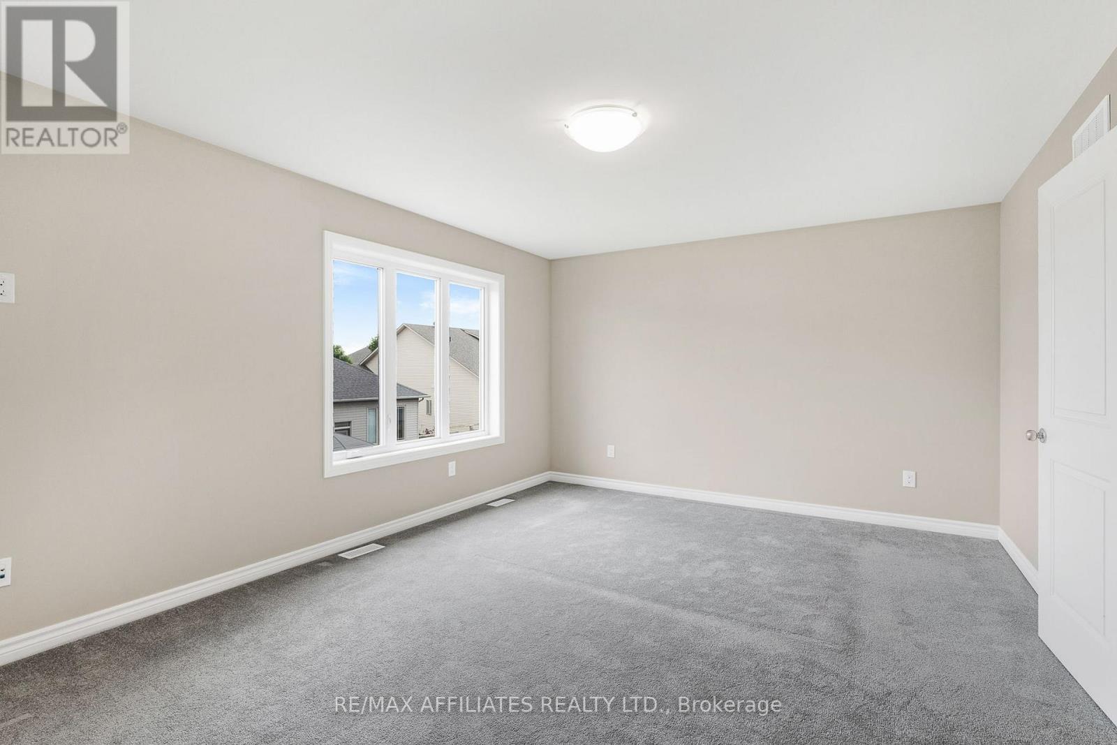 784 Namur Street, Russell, Ontario  K0A 1W0 - Photo 20 - X12354202