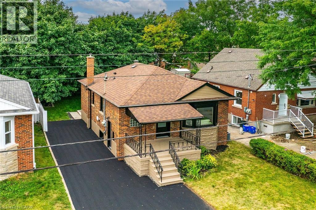 174 East 34th Street, Hamilton, Ontario  L8V 3W6 - Photo 4 - 40761114