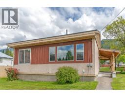1610 EASTMAN Avenue, riondel, British Columbia