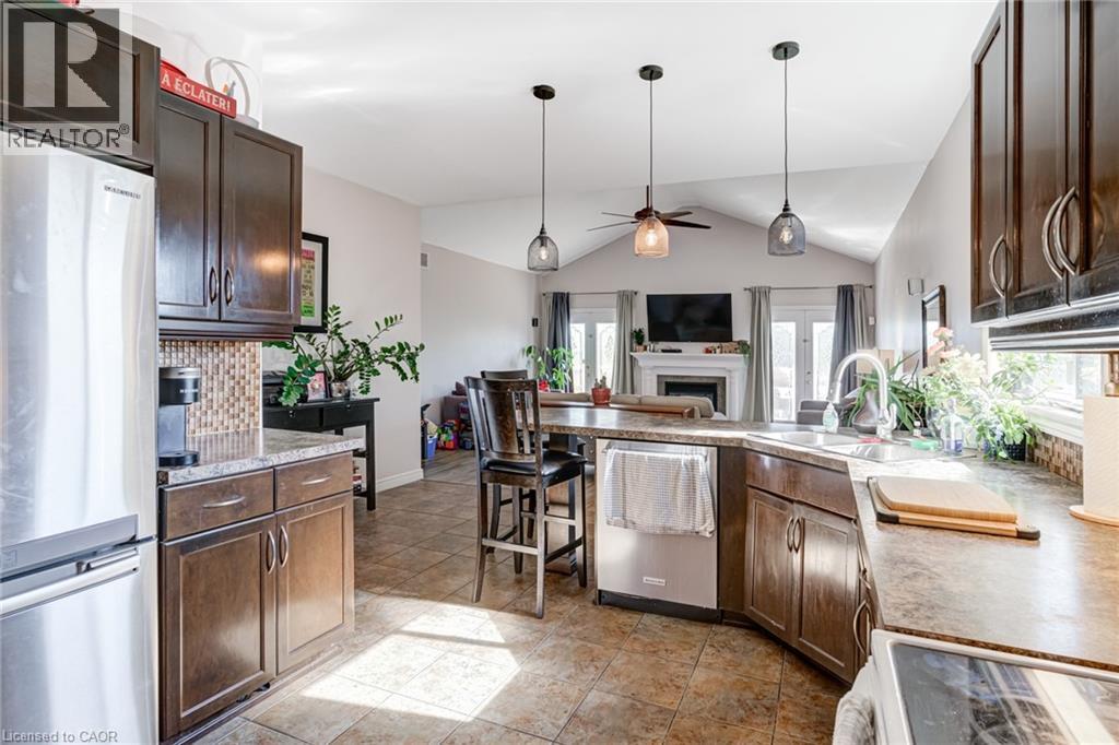 91 Candlewood Drive, Stoney Creek, Ontario  L8J 0A3 - Photo 15 - 40744566