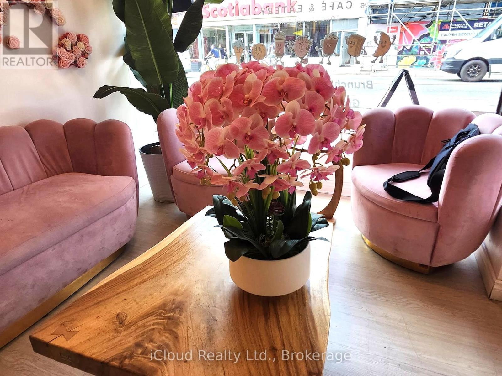 993 Bloor Street W, Toronto, Ontario  M6H 1M1 - Photo 23 - C12293144