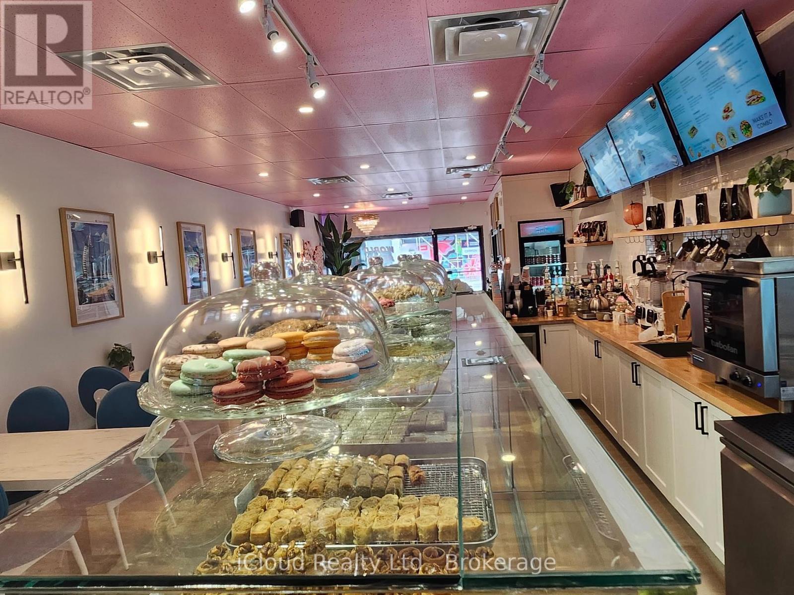 993 Bloor Street W, Toronto, Ontario  M6H 1M1 - Photo 21 - C12293144