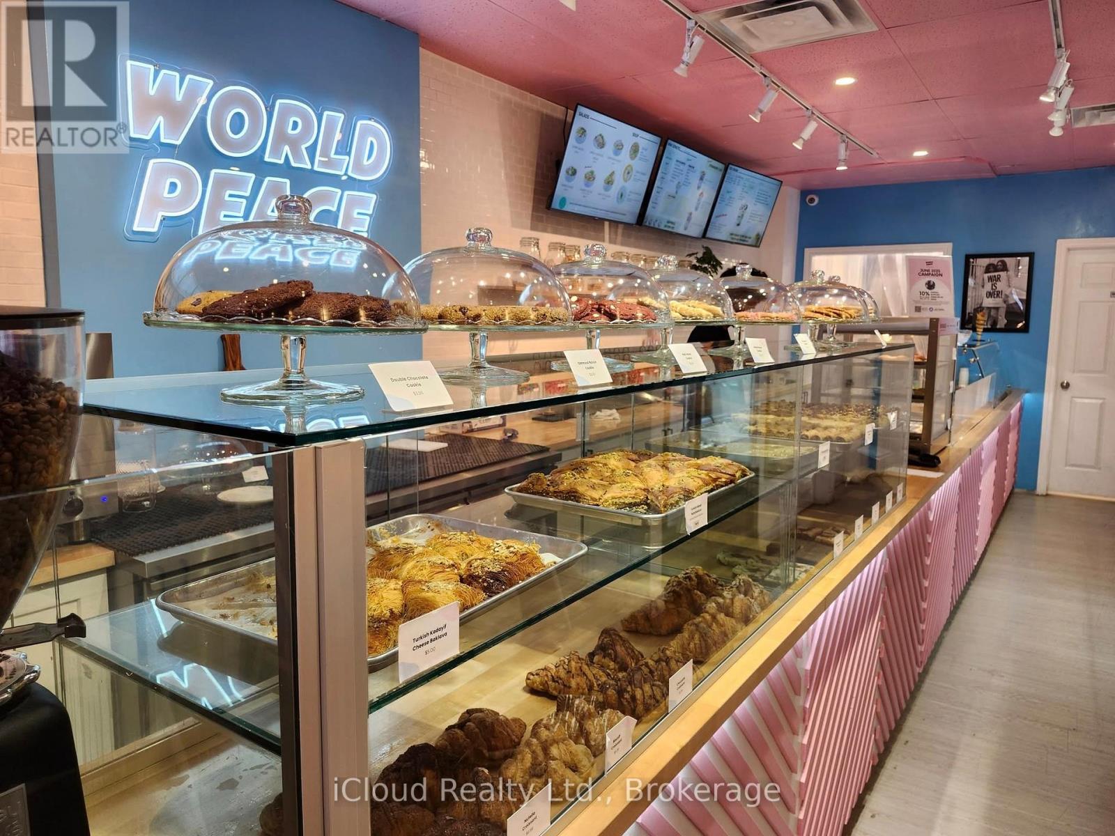 993 Bloor Street W, Toronto, Ontario  M6H 1M1 - Photo 9 - C12293144