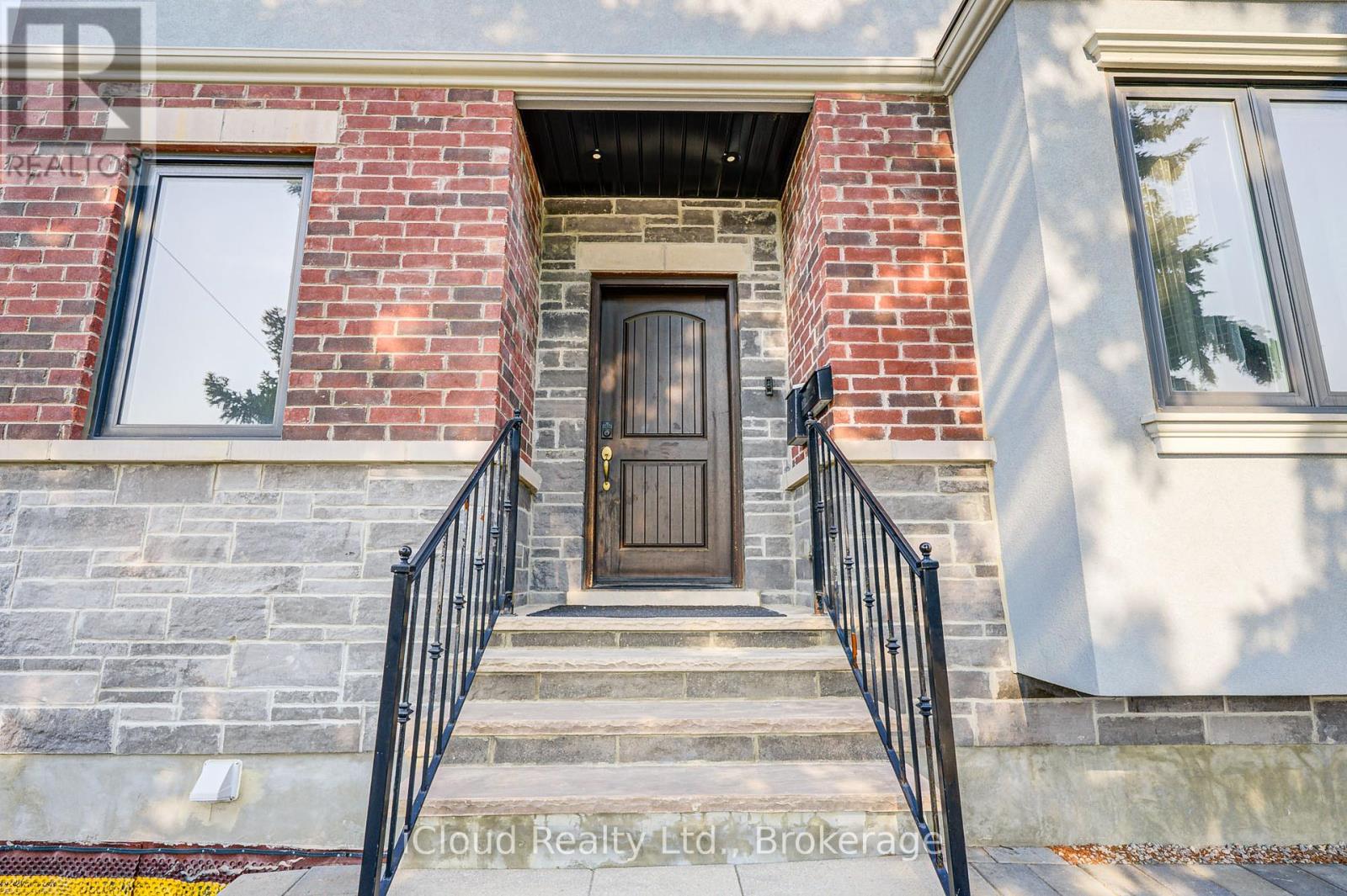 Property at 151 WESTBOURNE AVENUE image 5