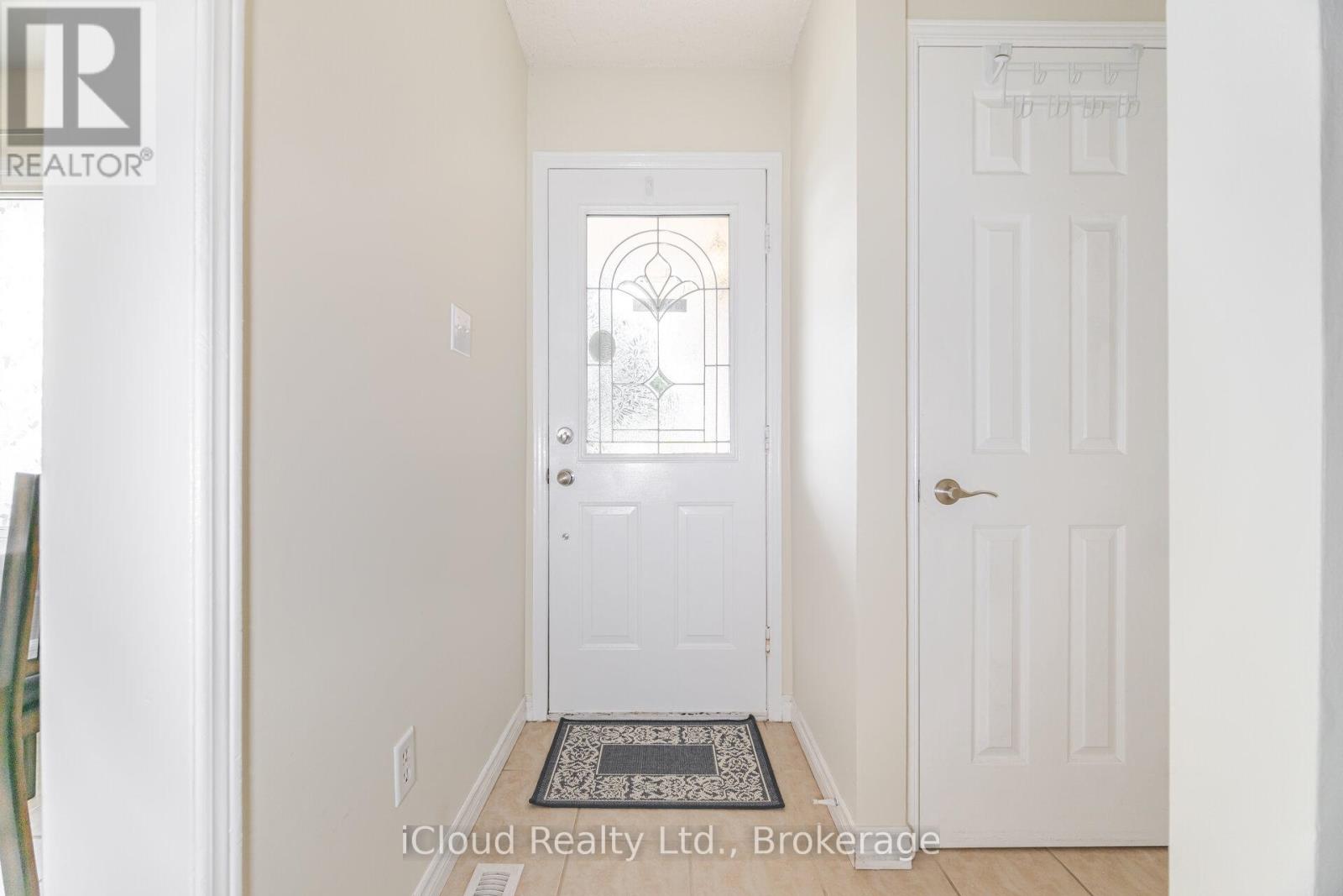 109 Heydon Avenue, New Tecumseth, Ontario  L9R 1N6 - Photo 7 - N12337132