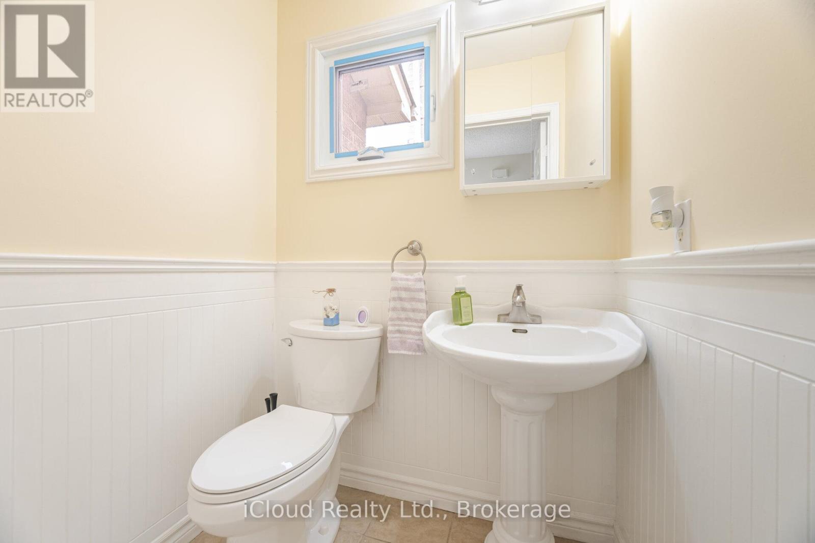 109 Heydon Avenue, New Tecumseth, Ontario  L9R 1N6 - Photo 24 - N12337132