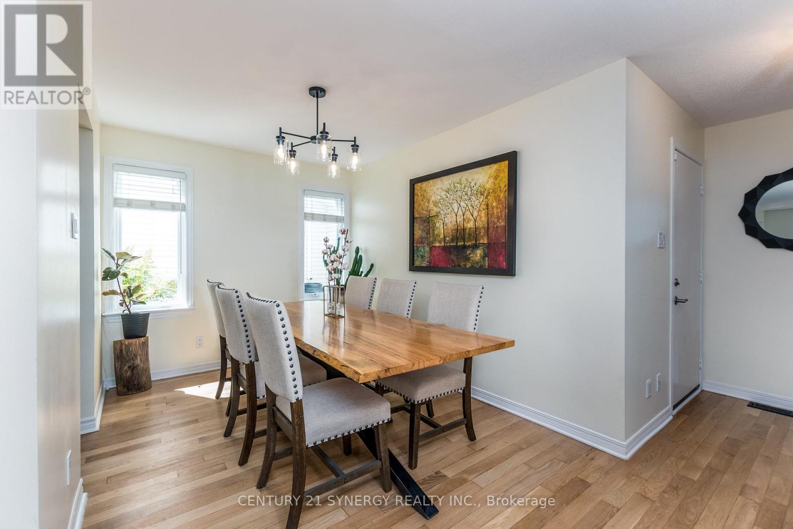 249 Markland Crescent E, Ottawa, Ontario  K2G 6A7 - Photo 12 - X12349831