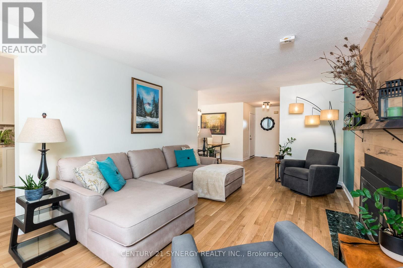249 Markland Crescent E, Ottawa, Ontario  K2G 6A7 - Photo 10 - X12349831