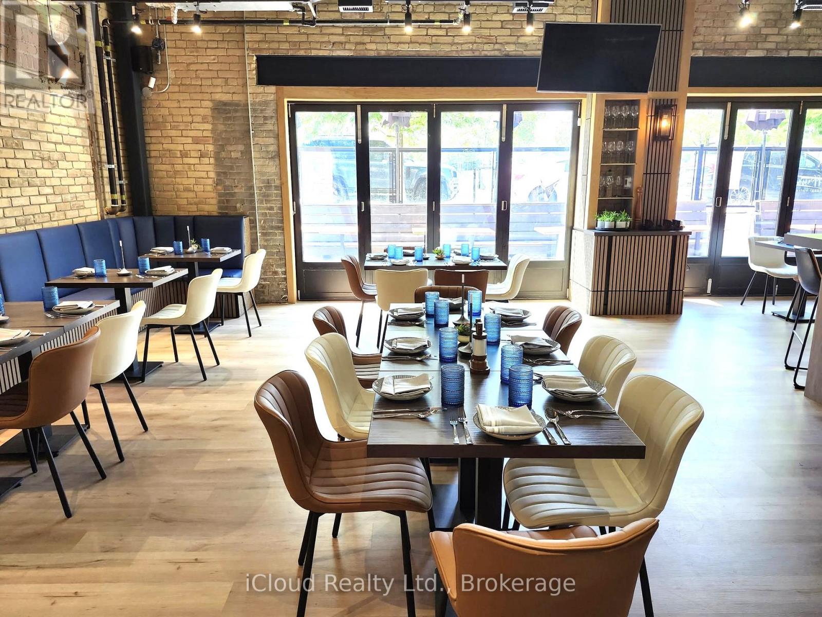 33 Powerhouse Street, Toronto, Ontario  M6H 4K7 - Photo 2 - W12318466