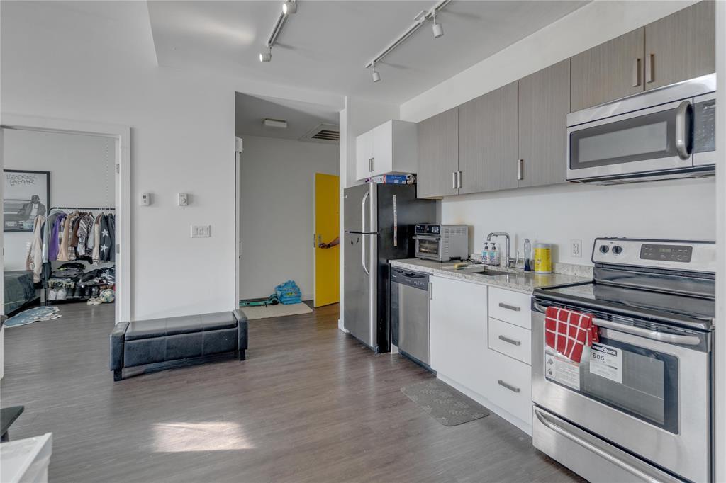 418 2300 Pembina Highway S, Winnipeg, Manitoba  R3T 5K5 - Photo 3 - 202520866