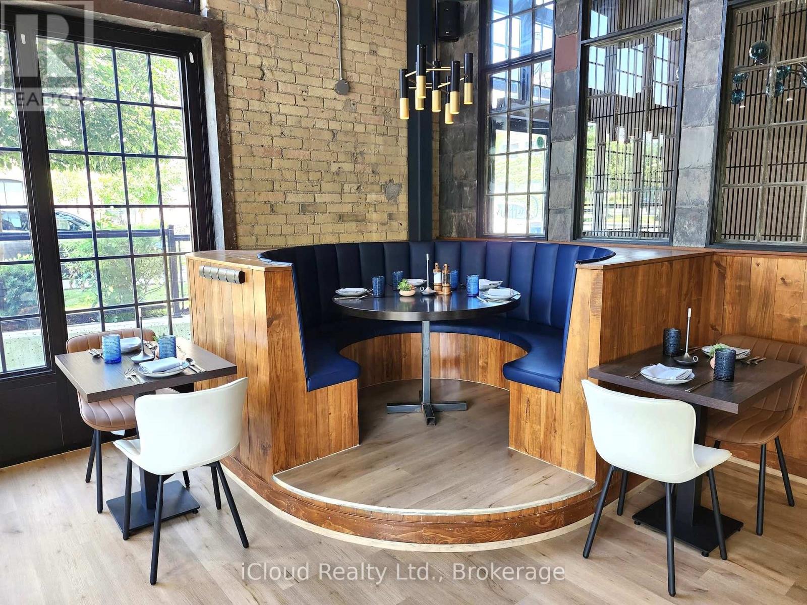 33 Powerhouse Street, Toronto, Ontario  M6H 4K7 - Photo 5 - W12318466