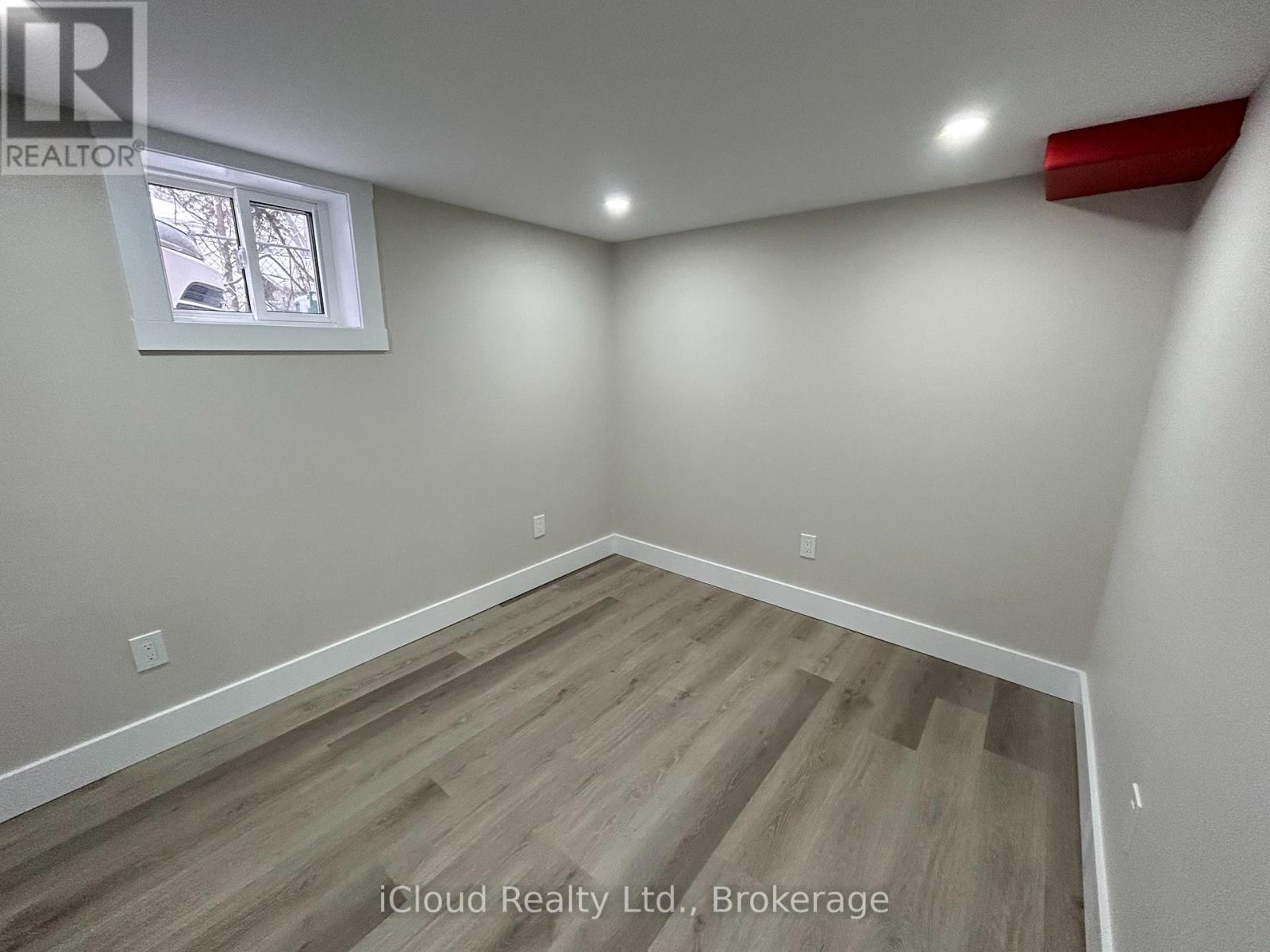 Unit 1 - 152 Weber Street E, Kitchener, Ontario  N2H 1C9 - Photo 42 - X12341106
