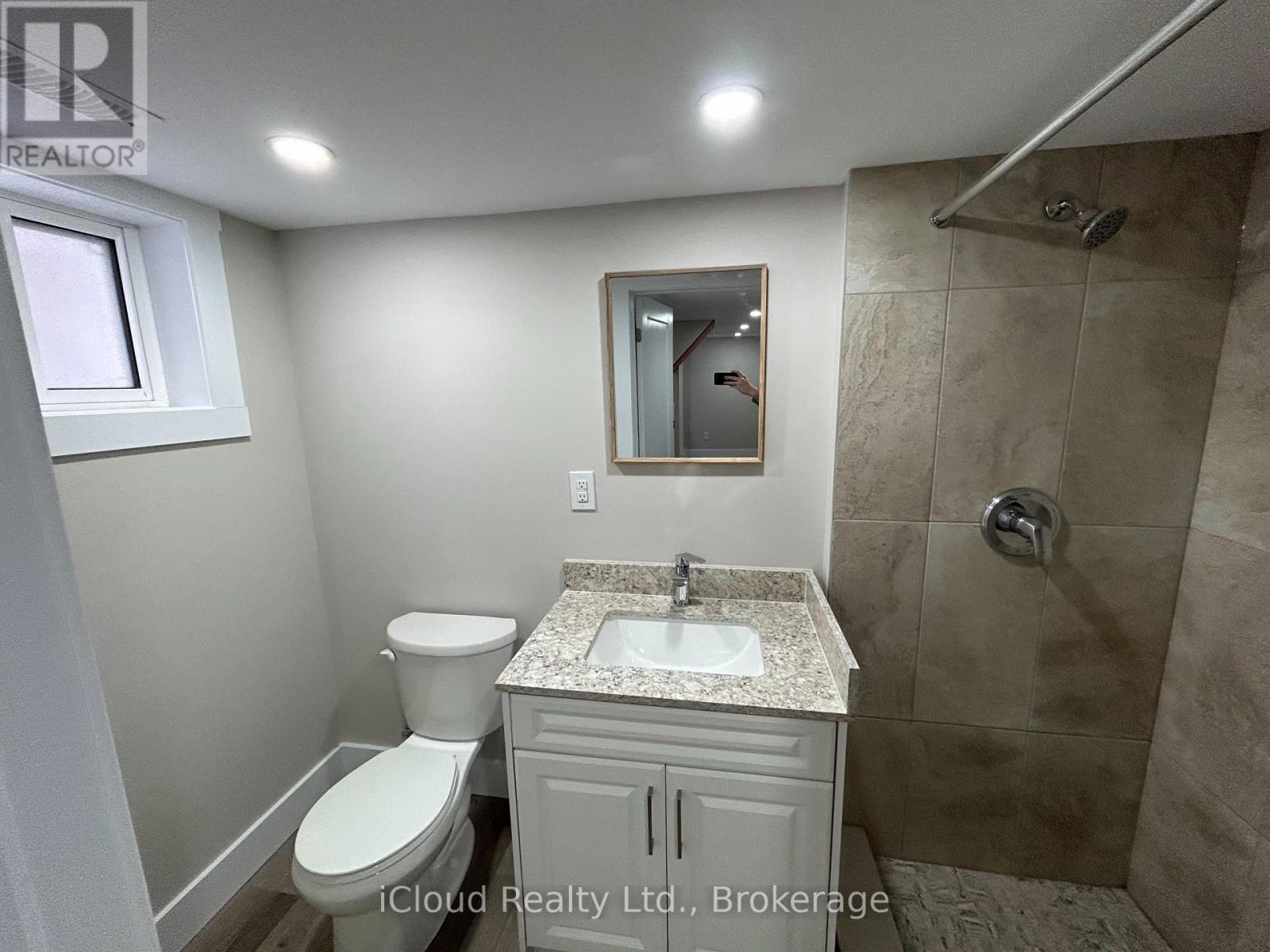 Unit 1 - 152 Weber Street E, Kitchener, Ontario  N2H 1C9 - Photo 36 - X12341106