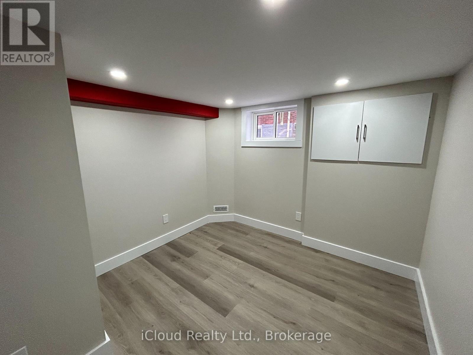 Unit 1 - 152 Weber Street E, Kitchener, Ontario  N2H 1C9 - Photo 44 - X12341106