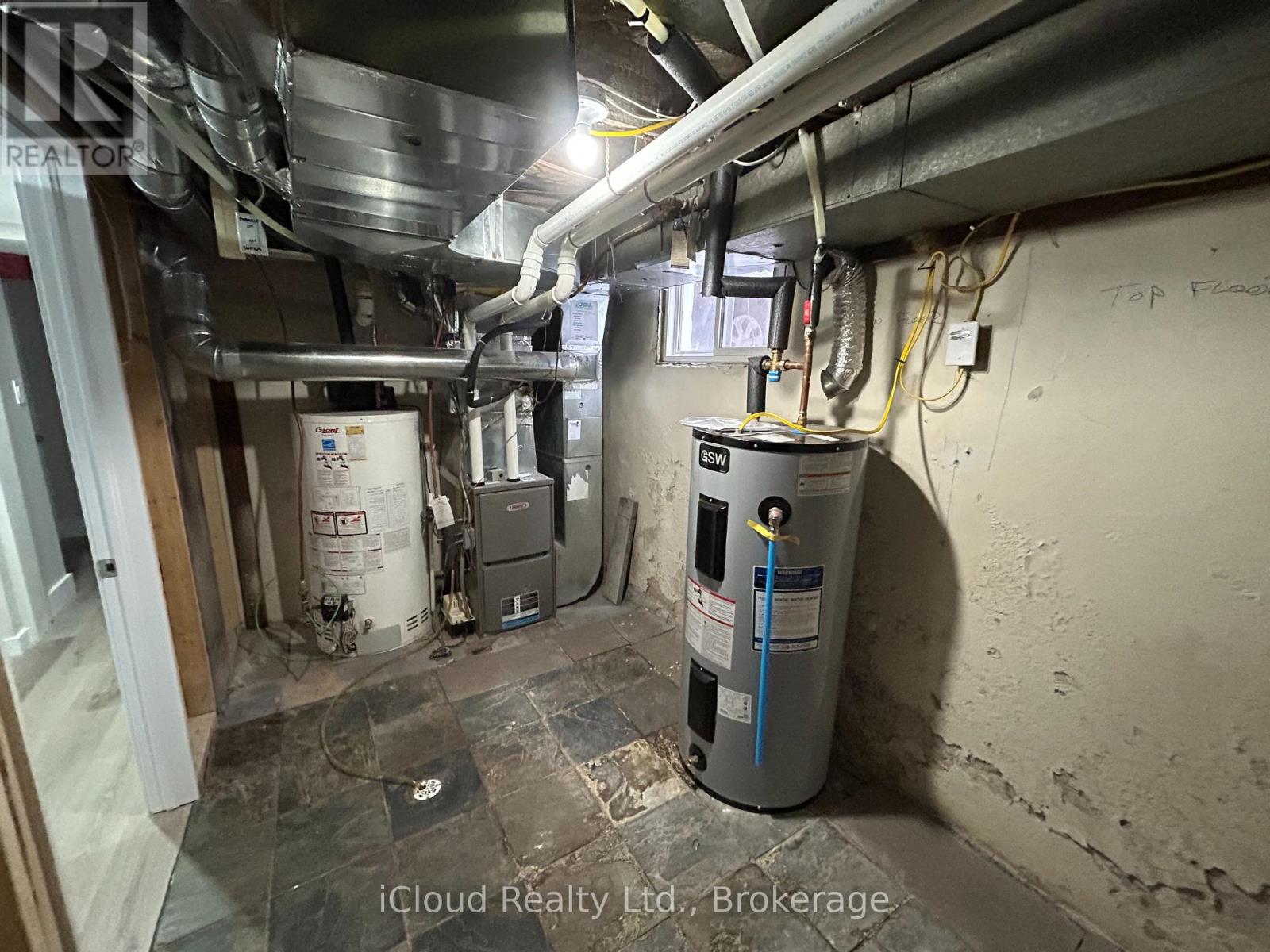 Unit 1 - 152 Weber Street E, Kitchener, Ontario  N2H 1C9 - Photo 48 - X12341106