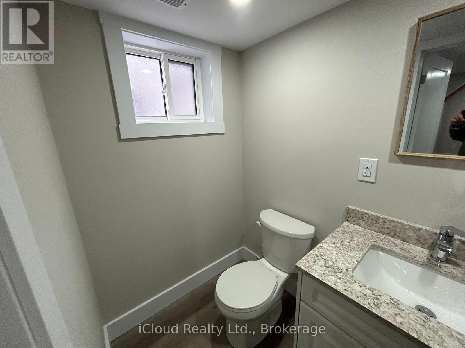 Unit 1 - 152 Weber Street E, Kitchener, Ontario  N2H 1C9 - Photo 32 - X12341106
