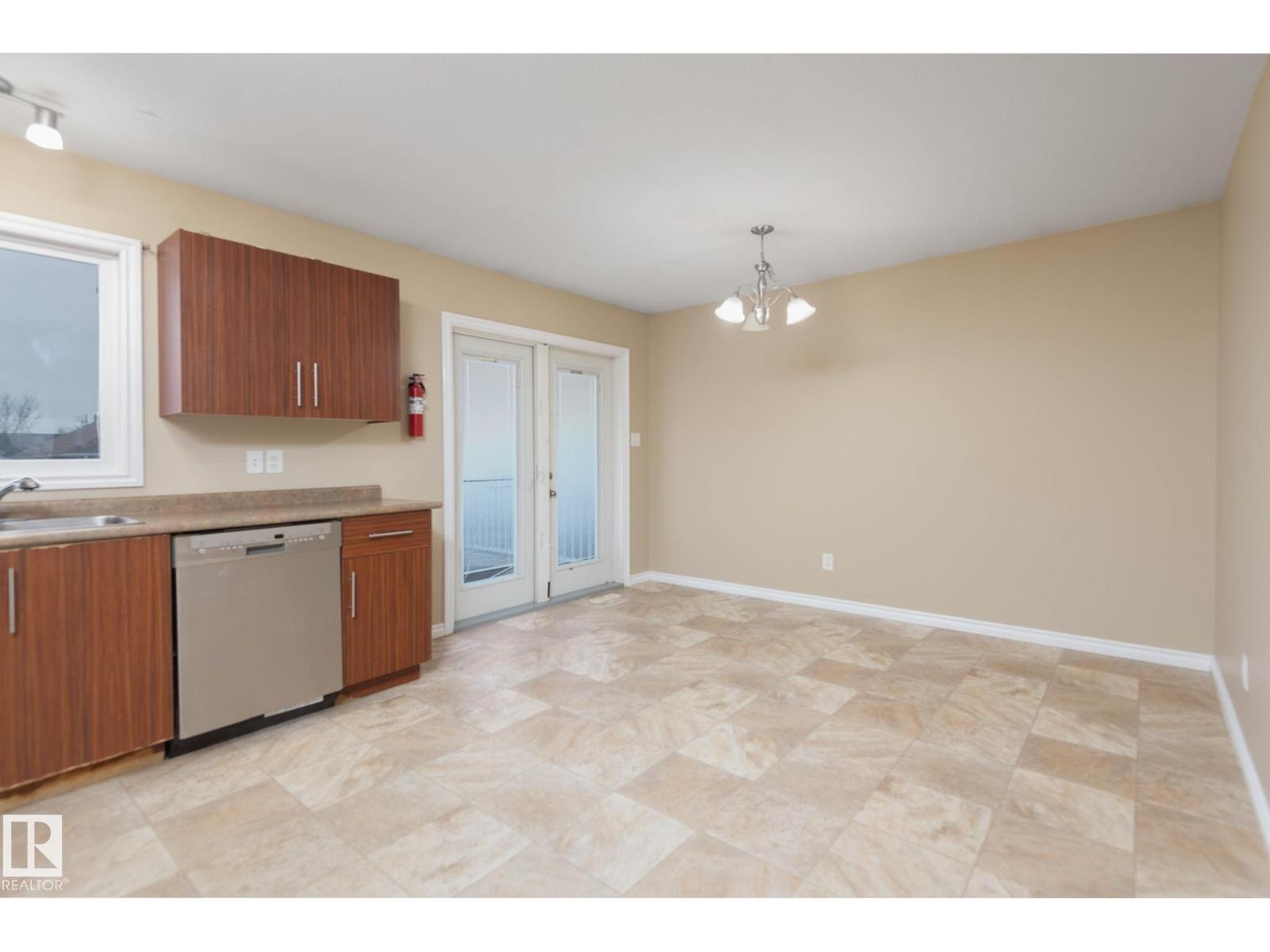 4903 54 Av, Cold Lake, Alberta  T9M 0B4 - Photo 9 - E4429539