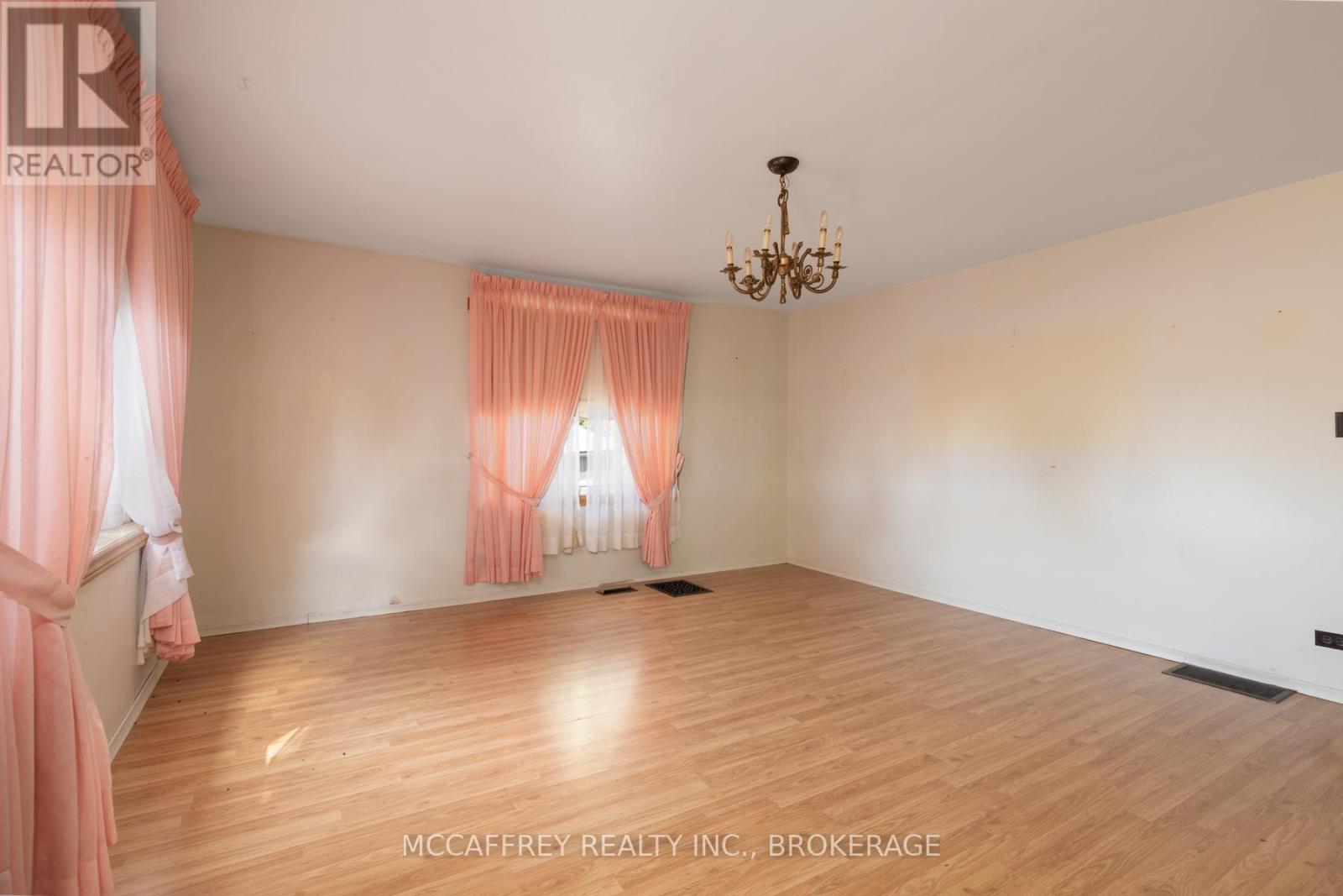 533 County Rd 8, Greater Napanee, Ontario  K7R 0E3 - Photo 13 - X12354271