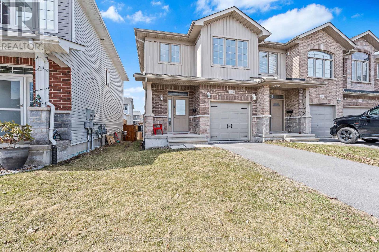 1584 DAVENPORT CRESCENT, Kingston, Ontario