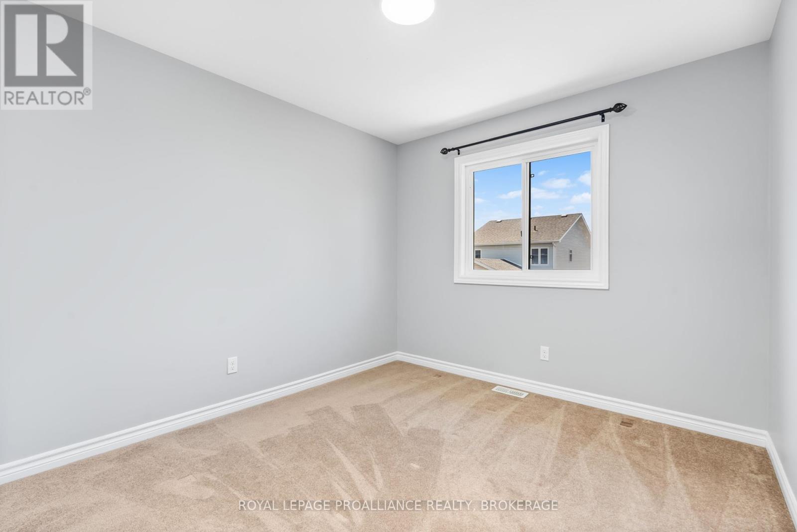 1584 Davenport Crescent, Kingston, Ontario  K7P 0H5 - Photo 25 - X12354415