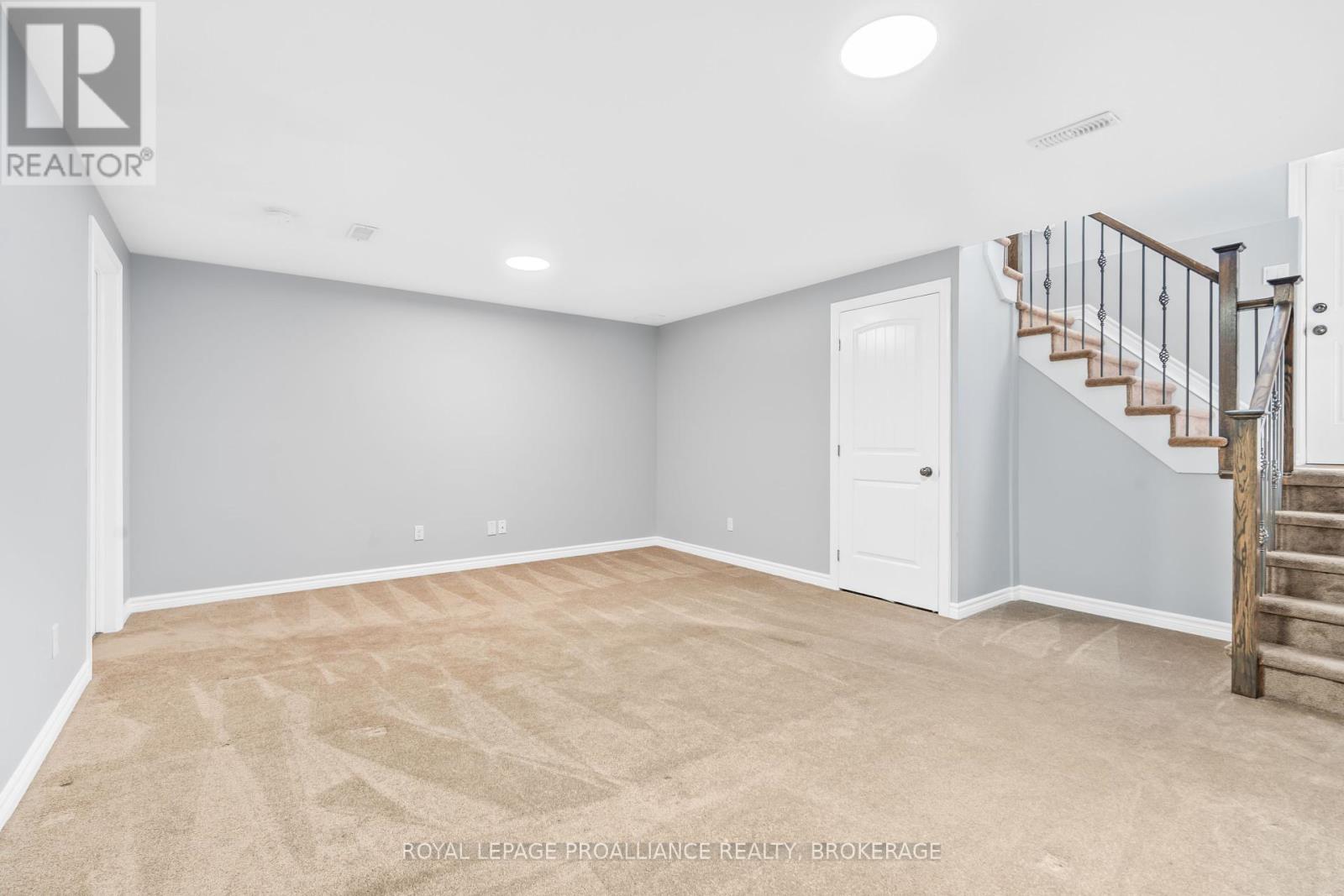 1584 Davenport Crescent, Kingston, Ontario  K7P 0H5 - Photo 30 - X12354415