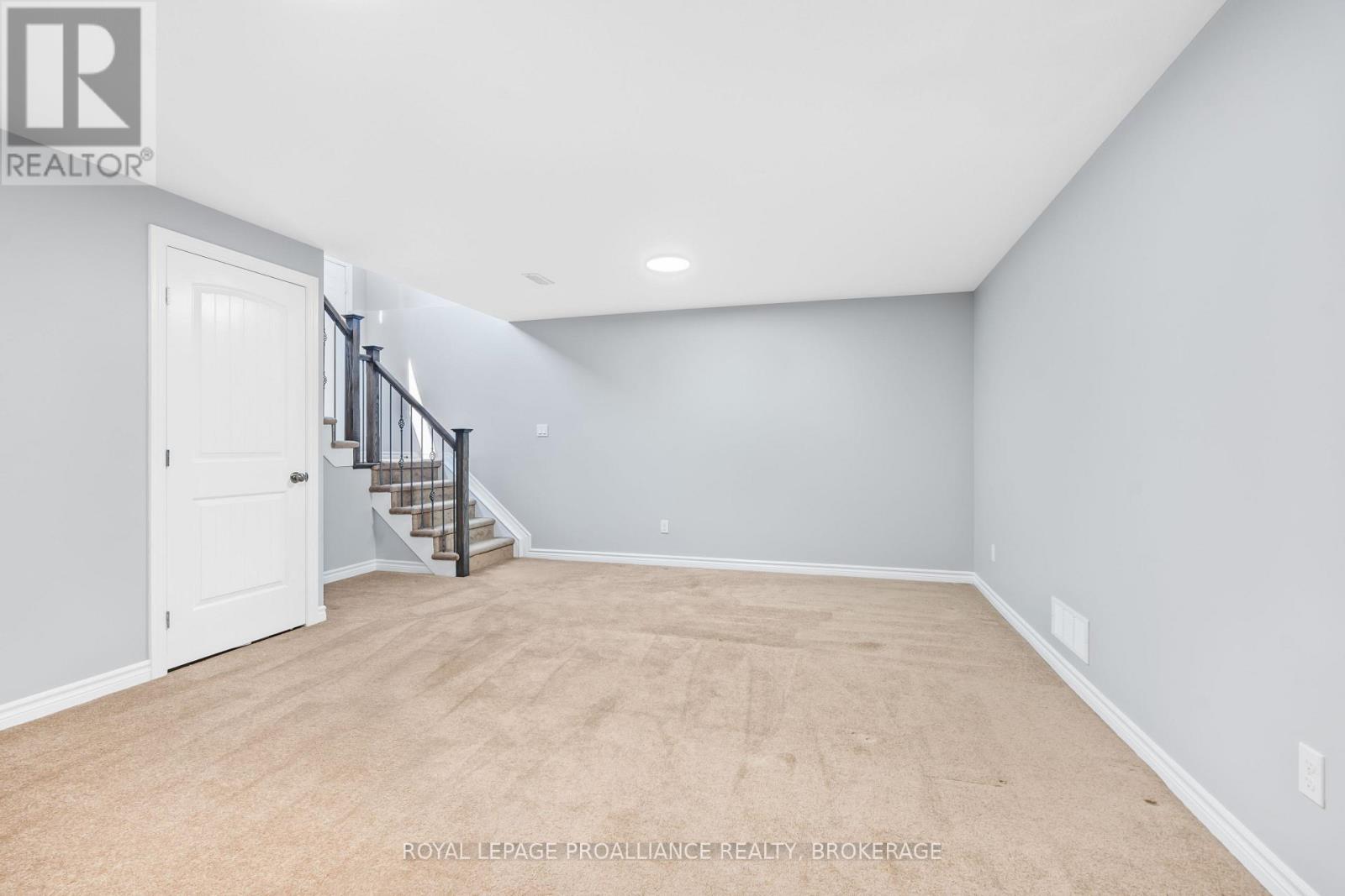 1584 Davenport Crescent, Kingston, Ontario  K7P 0H5 - Photo 31 - X12354415