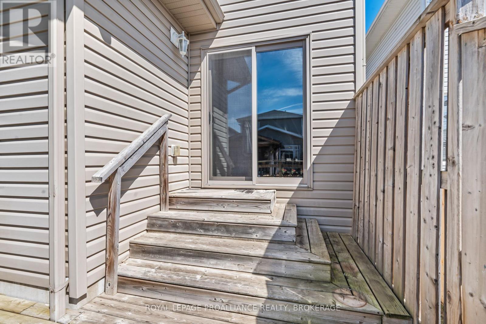 1584 Davenport Crescent, Kingston, Ontario  K7P 0H5 - Photo 32 - X12354415