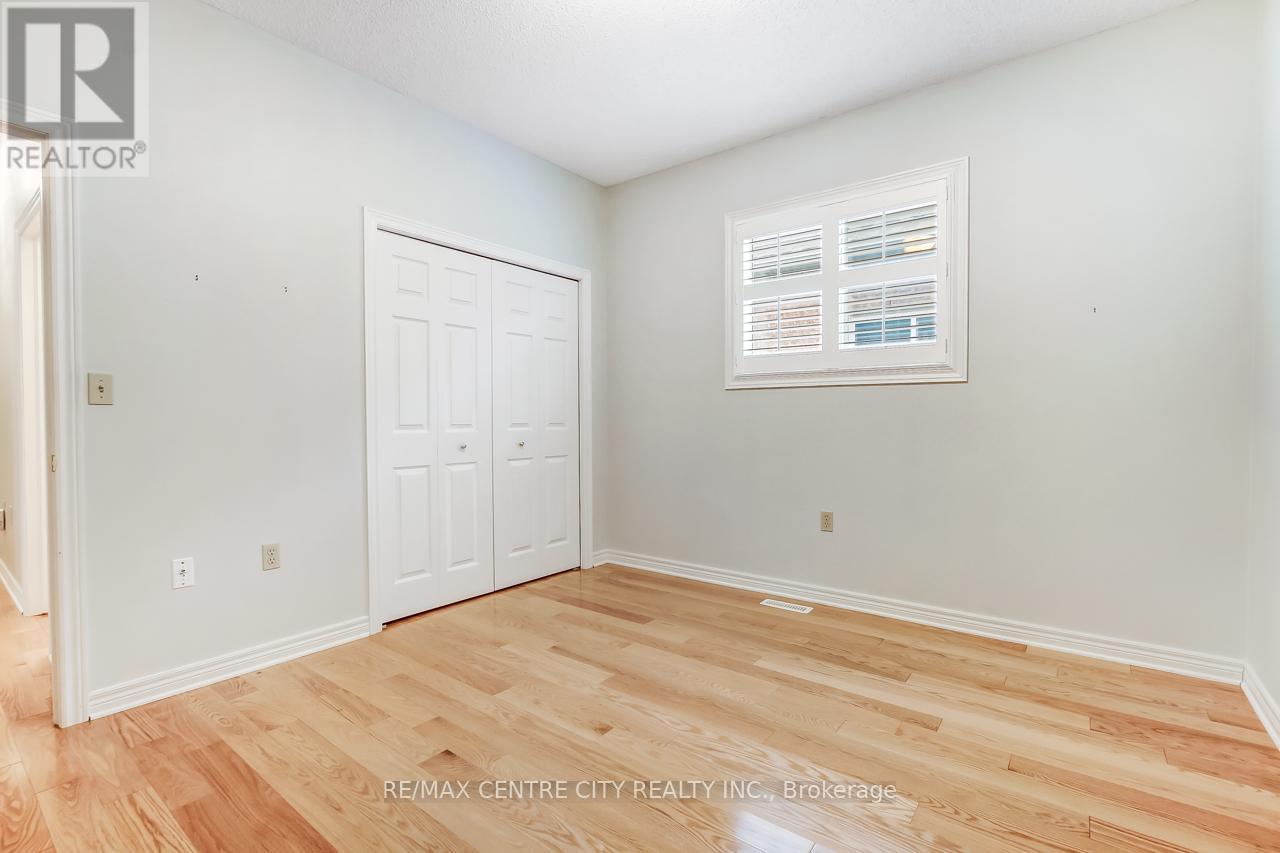 243 - 2025 Meadowgate Boulevard, London South, Ontario  N6M 1K9 - Photo 18 - X12354352