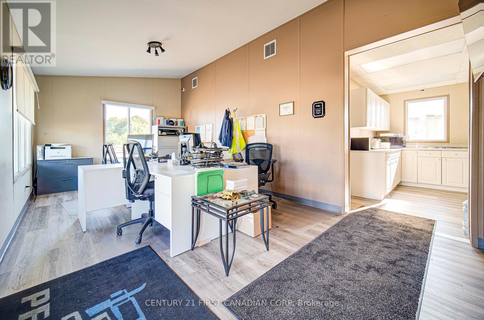 4524 Westchester Bourne, Thames Centre, Ontario  N0L 1B0 - Photo 21 - X12354385
