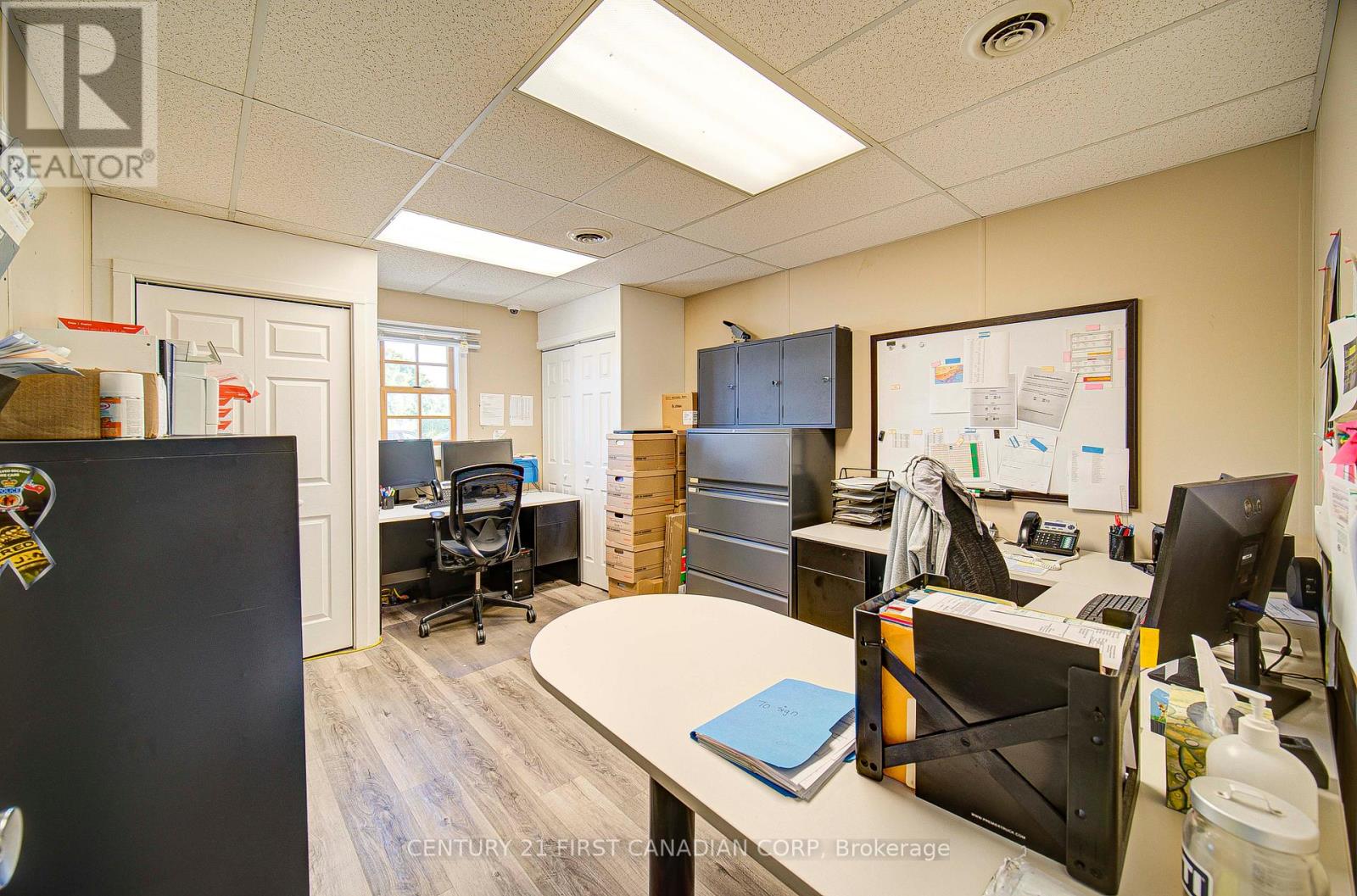 4524 Westchester Bourne, Thames Centre, Ontario  N0L 1B0 - Photo 27 - X12354385