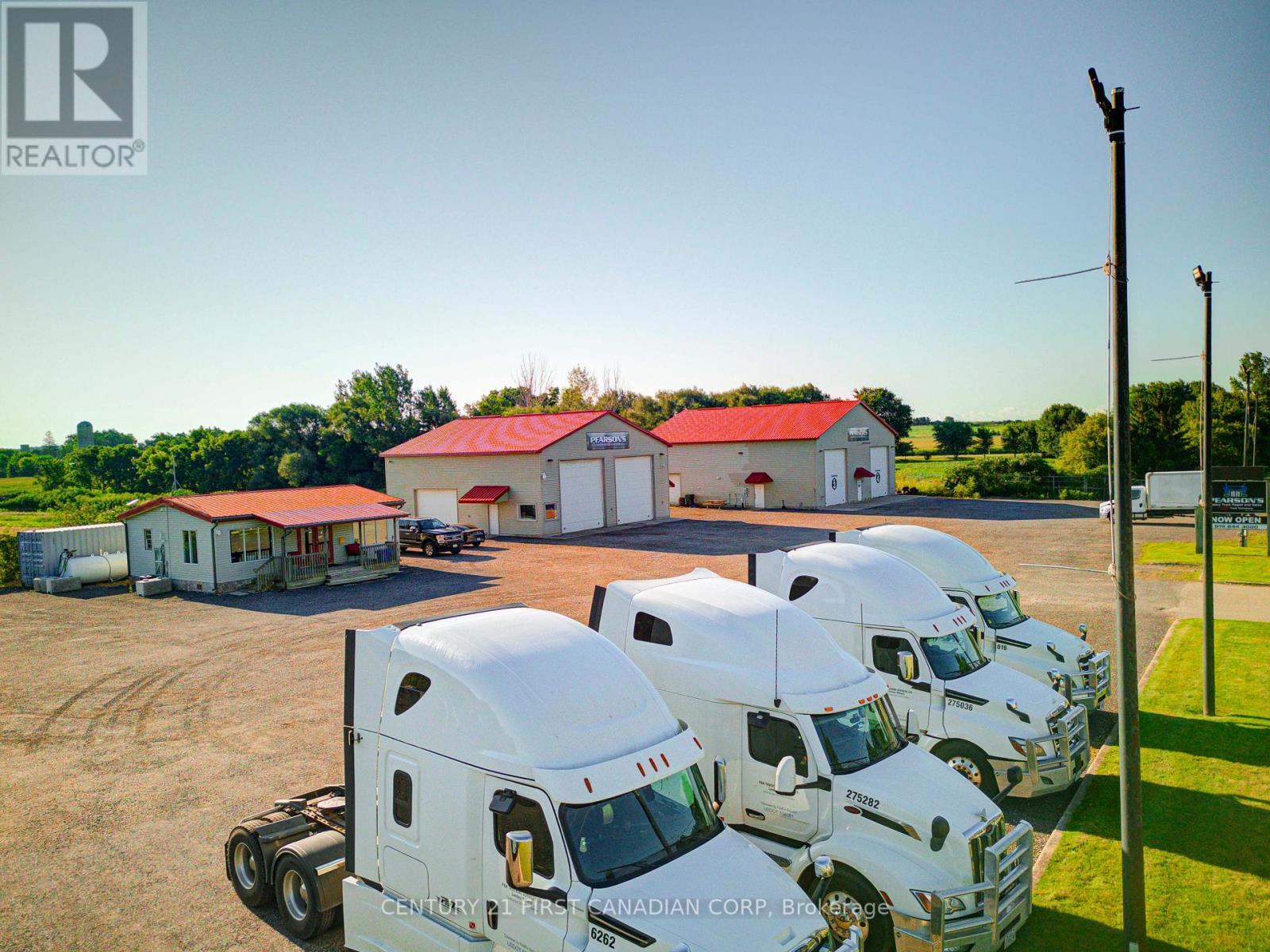 4524 Westchester Bourne, Thames Centre, Ontario  N0L 1B0 - Photo 3 - X12354385