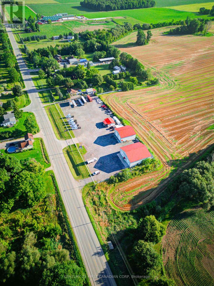 4524 Westchester Bourne, Thames Centre, Ontario  N0L 1B0 - Photo 6 - X12354385