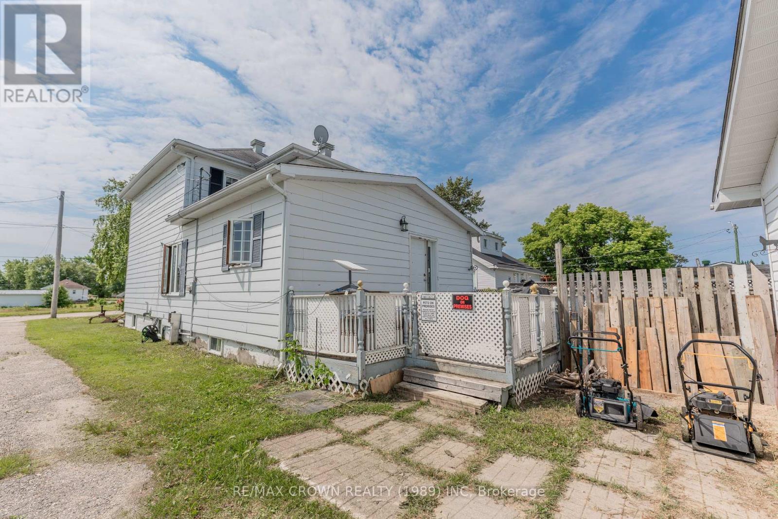 38 Third Avenue, Smooth Rock Falls, Ontario  P0L 2B0 - Photo 50 - T12354342