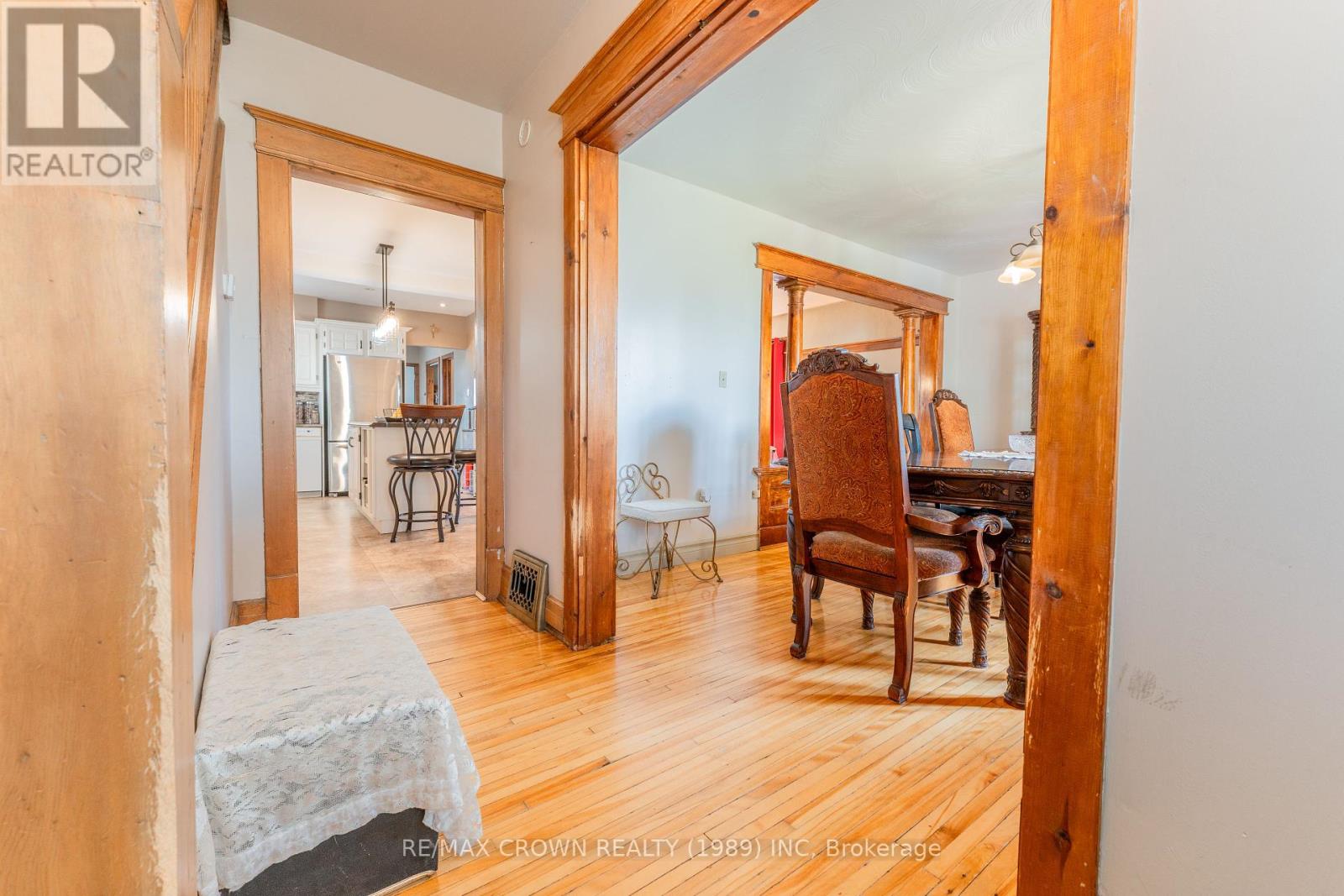 38 Third Avenue, Smooth Rock Falls, Ontario  P0L 2B0 - Photo 6 - T12354342