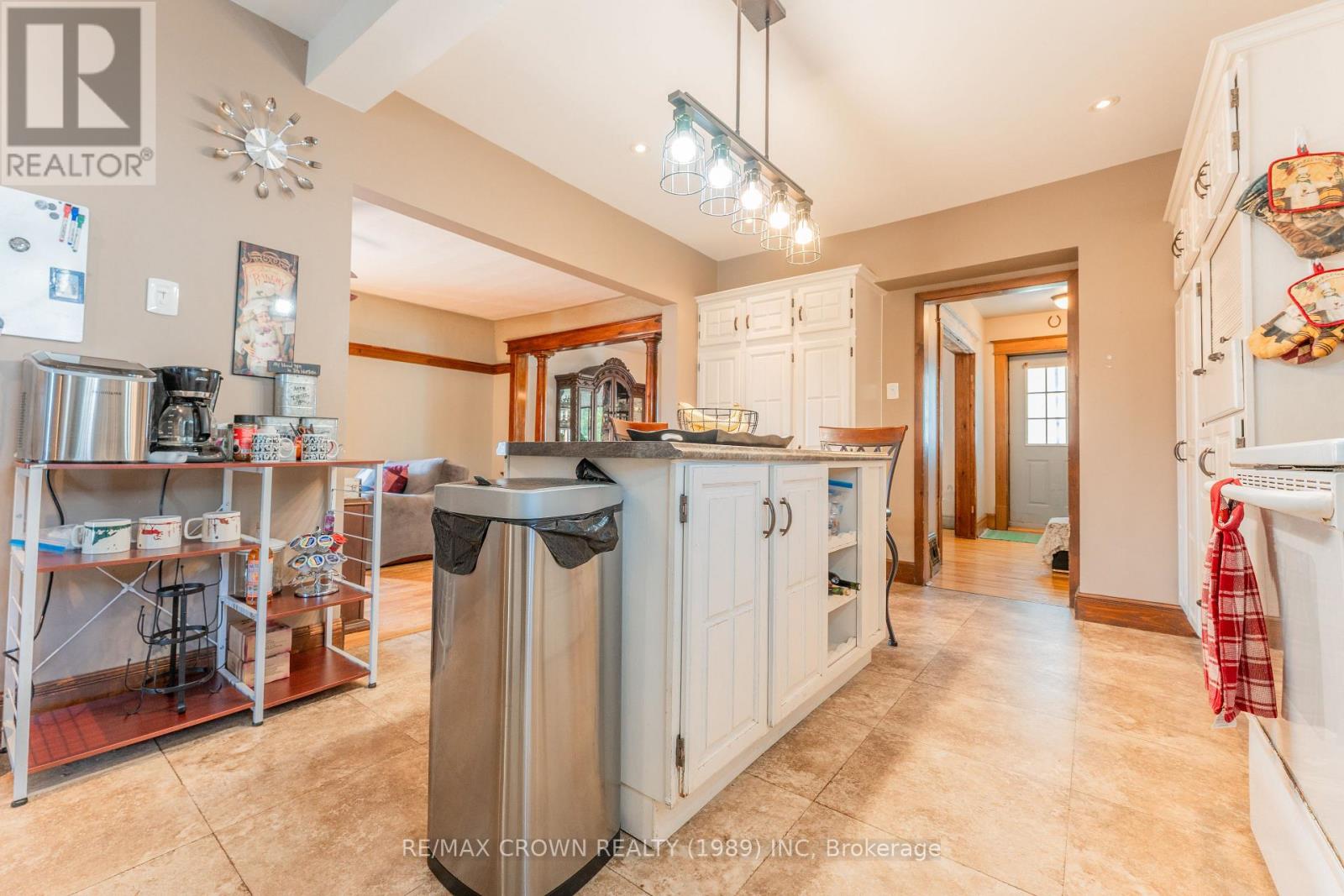 38 Third Avenue, Smooth Rock Falls, Ontario  P0L 2B0 - Photo 9 - T12354342