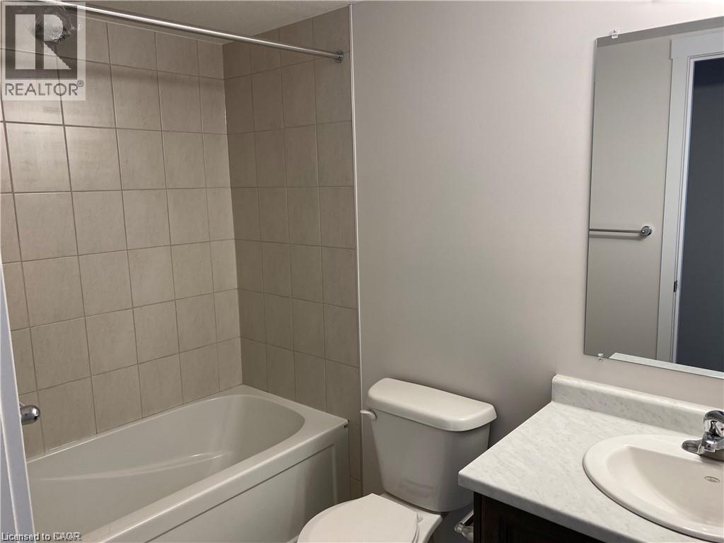 166 Rochefort Street Unit# F, Kitchener, Ontario  N2R 0P5 - Photo 11 - 40761888