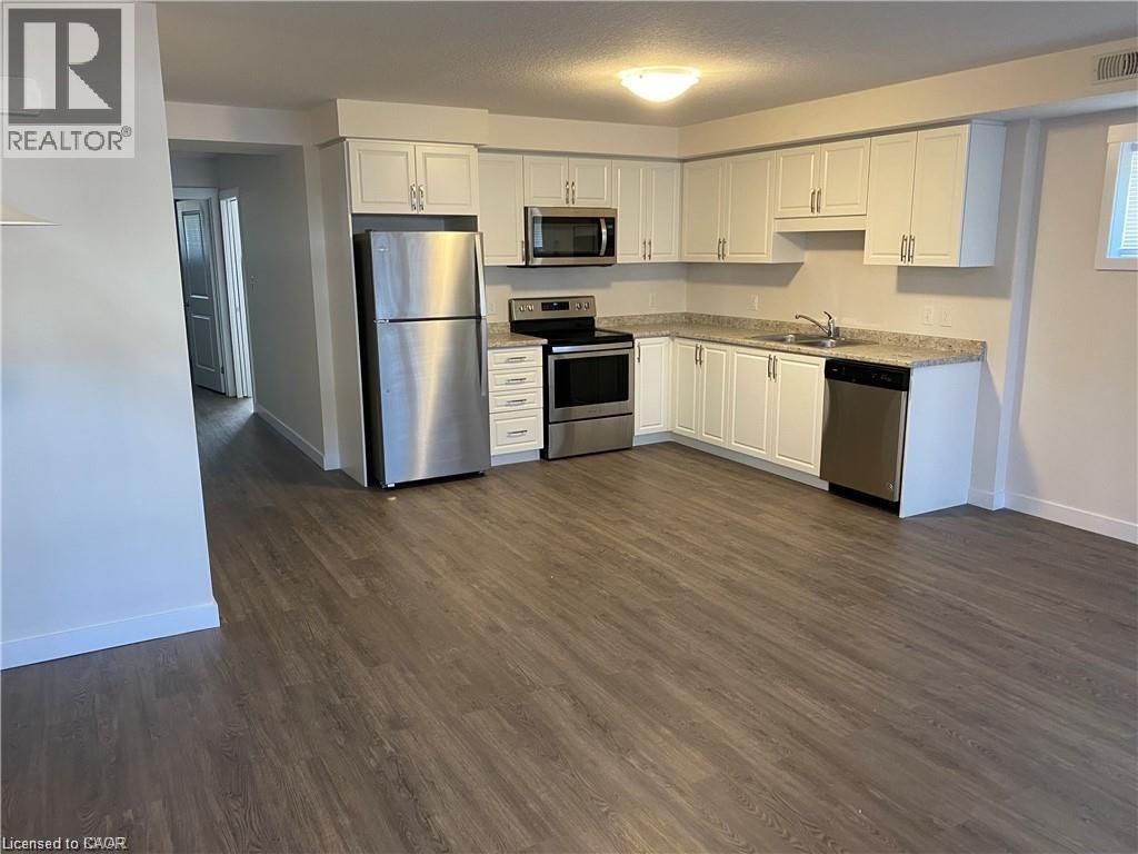 166 Rochefort Street Unit# F, Kitchener, Ontario  N2R 0P5 - Photo 4 - 40761888