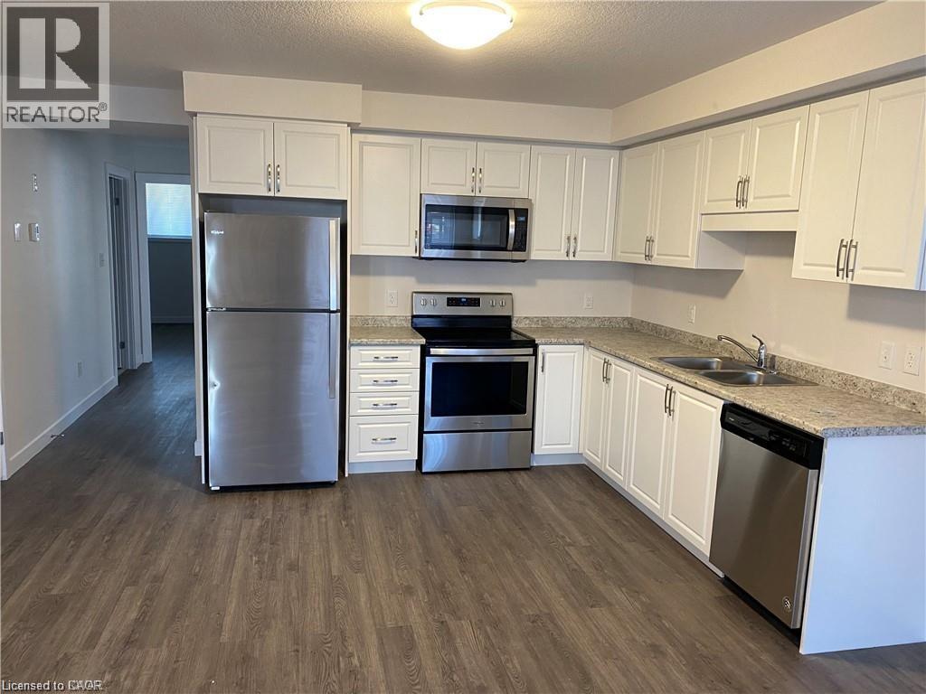 166 Rochefort Street Unit# F, Kitchener, Ontario  N2R 0P5 - Photo 5 - 40761888